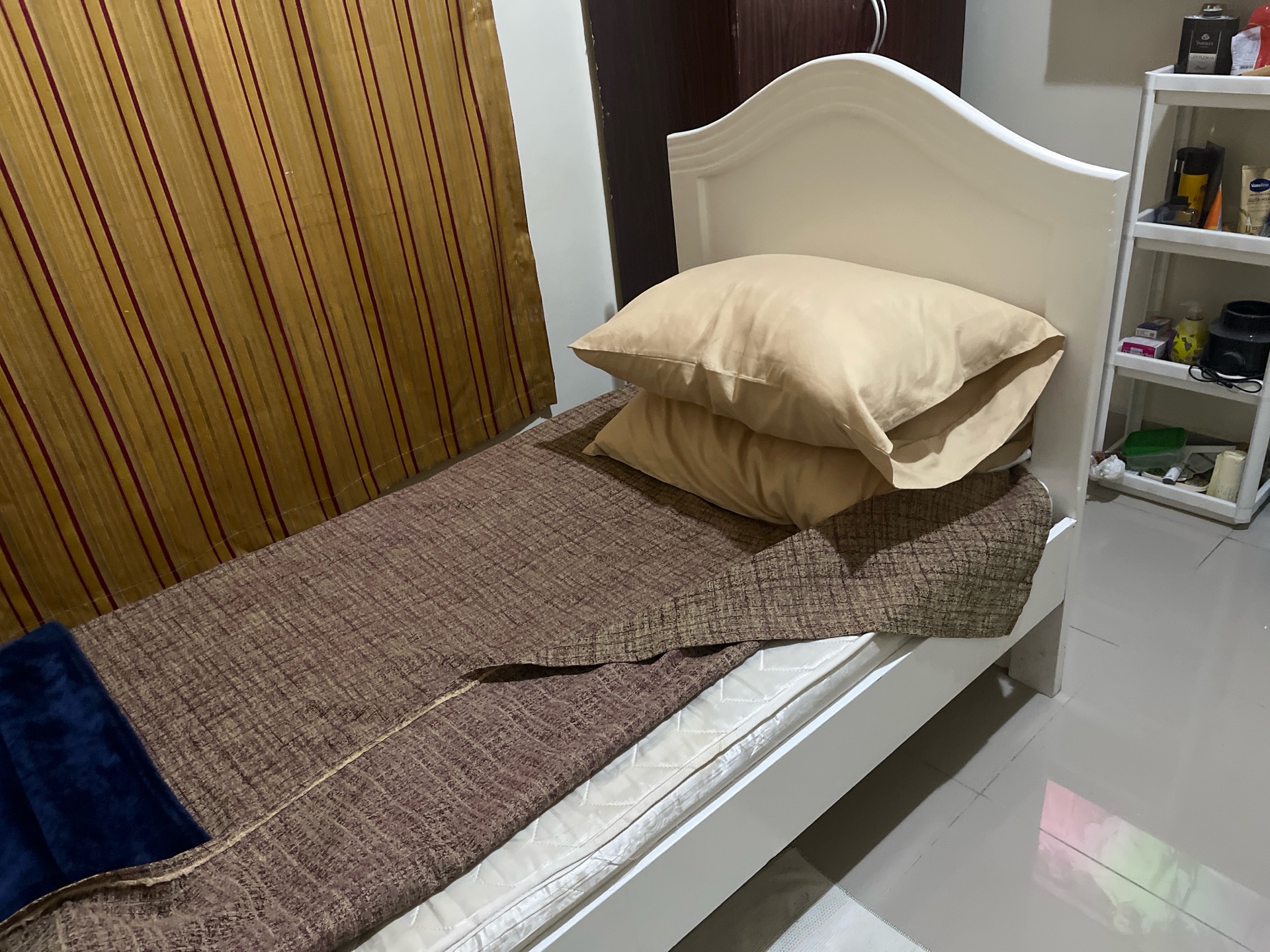 Used bed frame  - Image 2