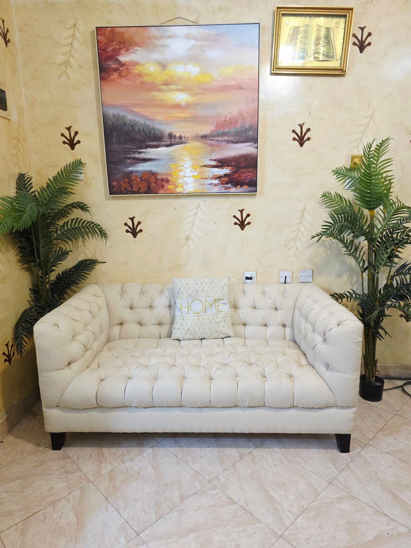 Like new 2 setar Sofa  - Image 7