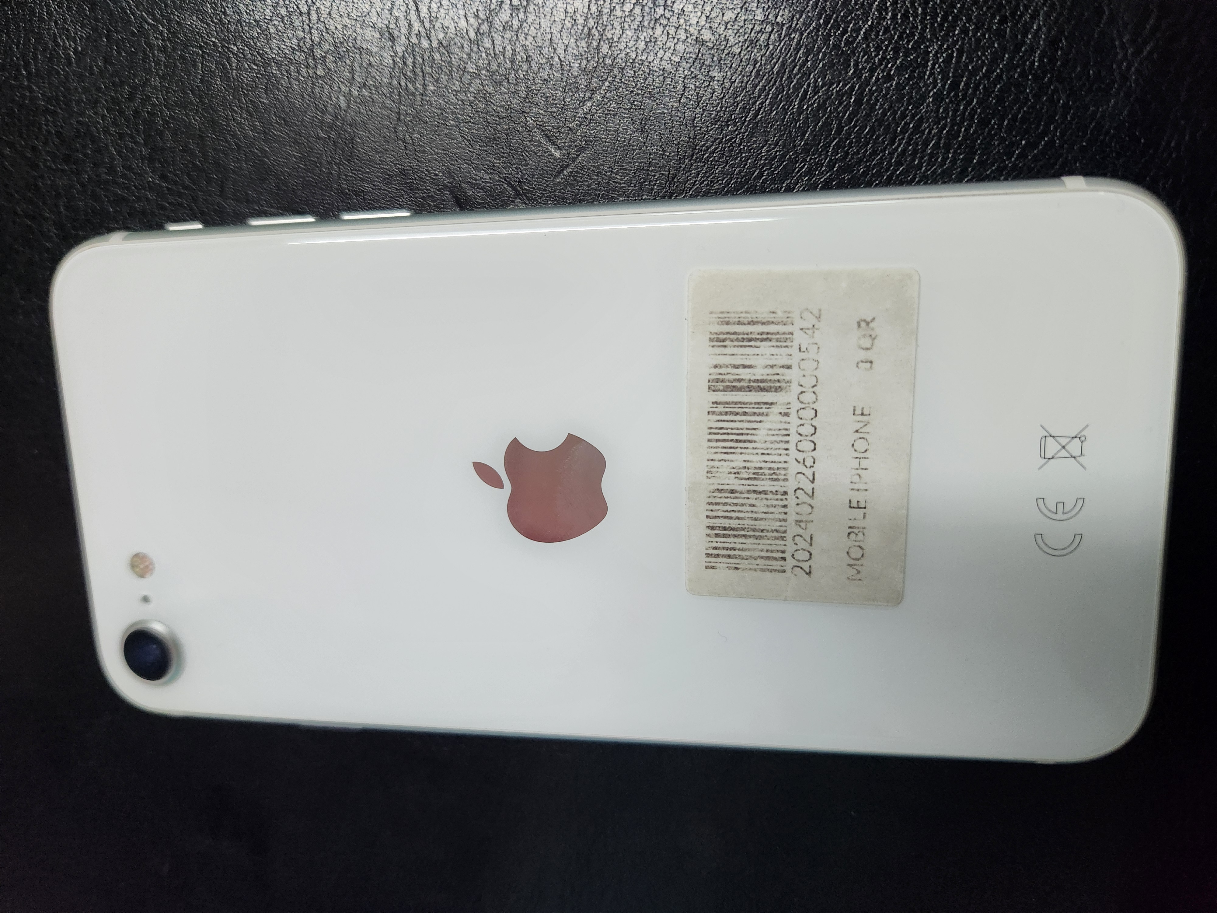 Iphone SE 2nd generation 64gb  - Image 2