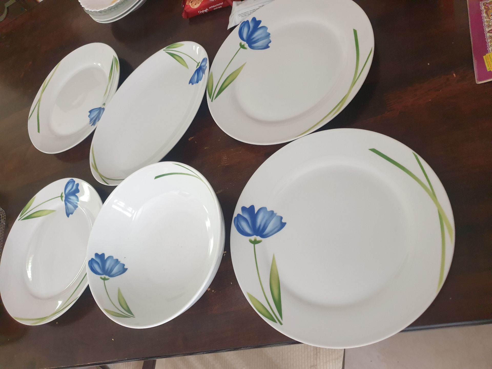 crockery set - Image 2