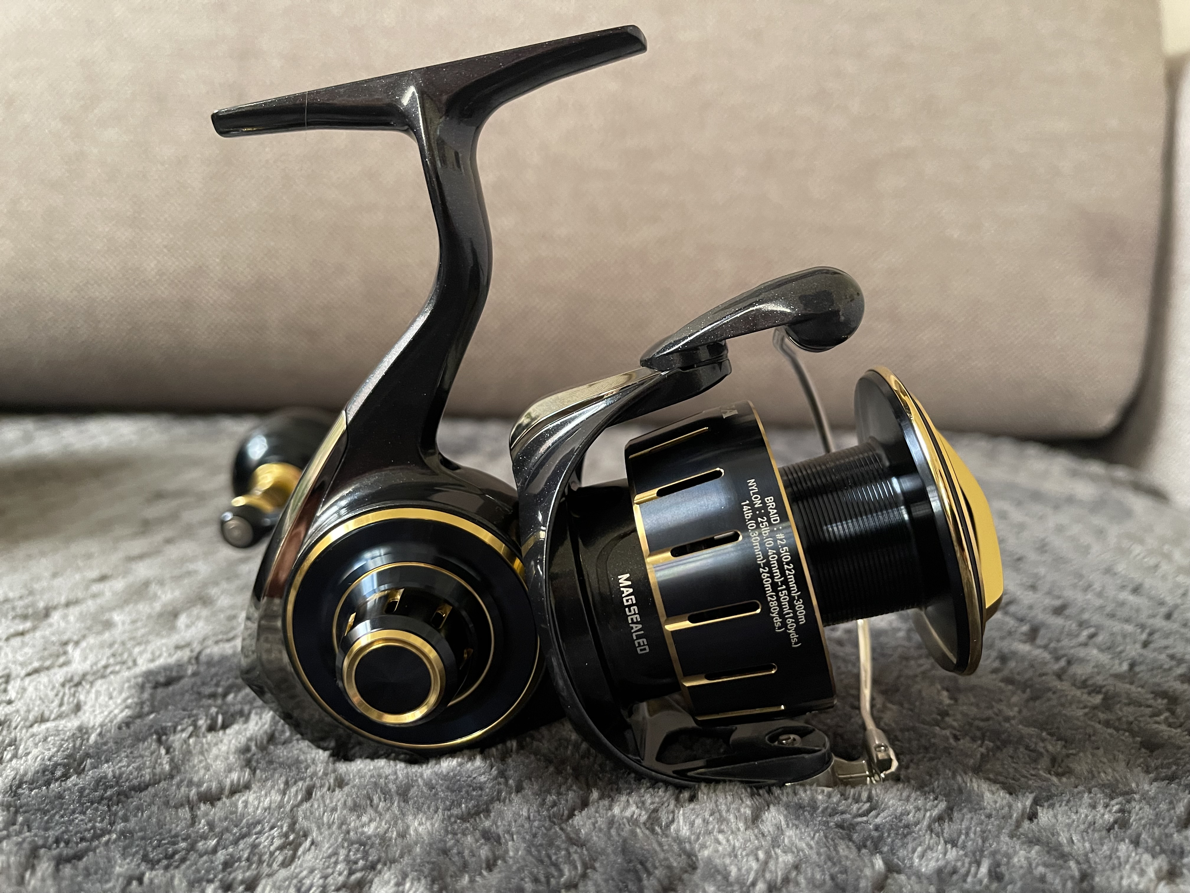 Shimano Twinpower XD and Daiwa Saltiga Fishing Reels - Image 2