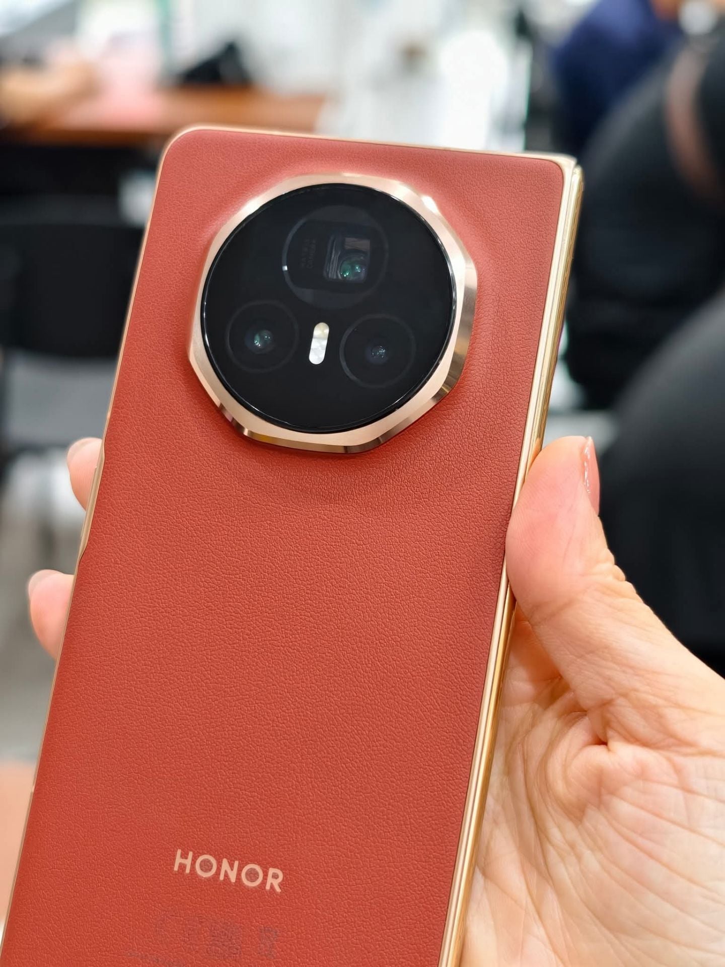 HONOR MAGIC V3 -- 512GB - Image 6