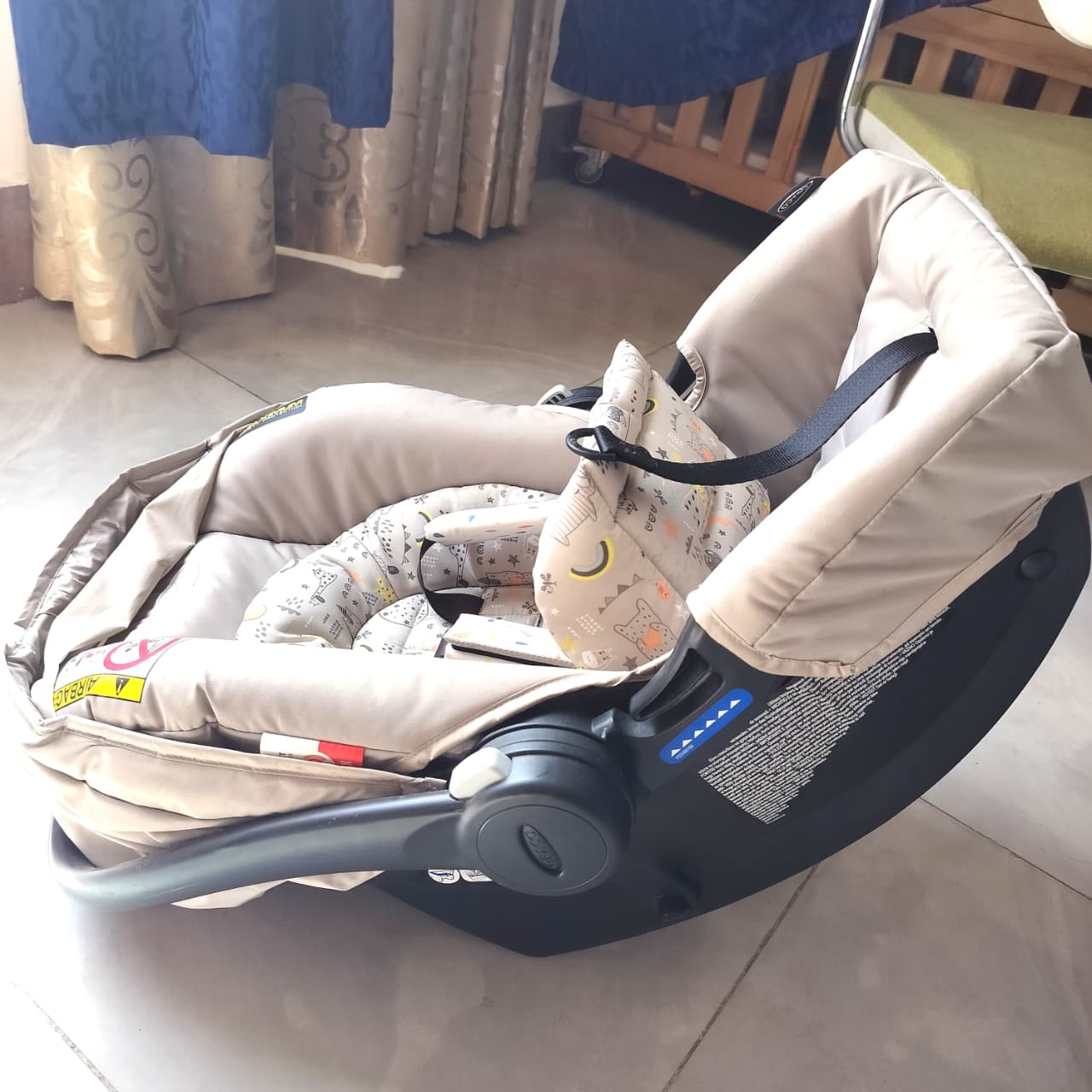 GRACO Baby Car Seat - Image 1