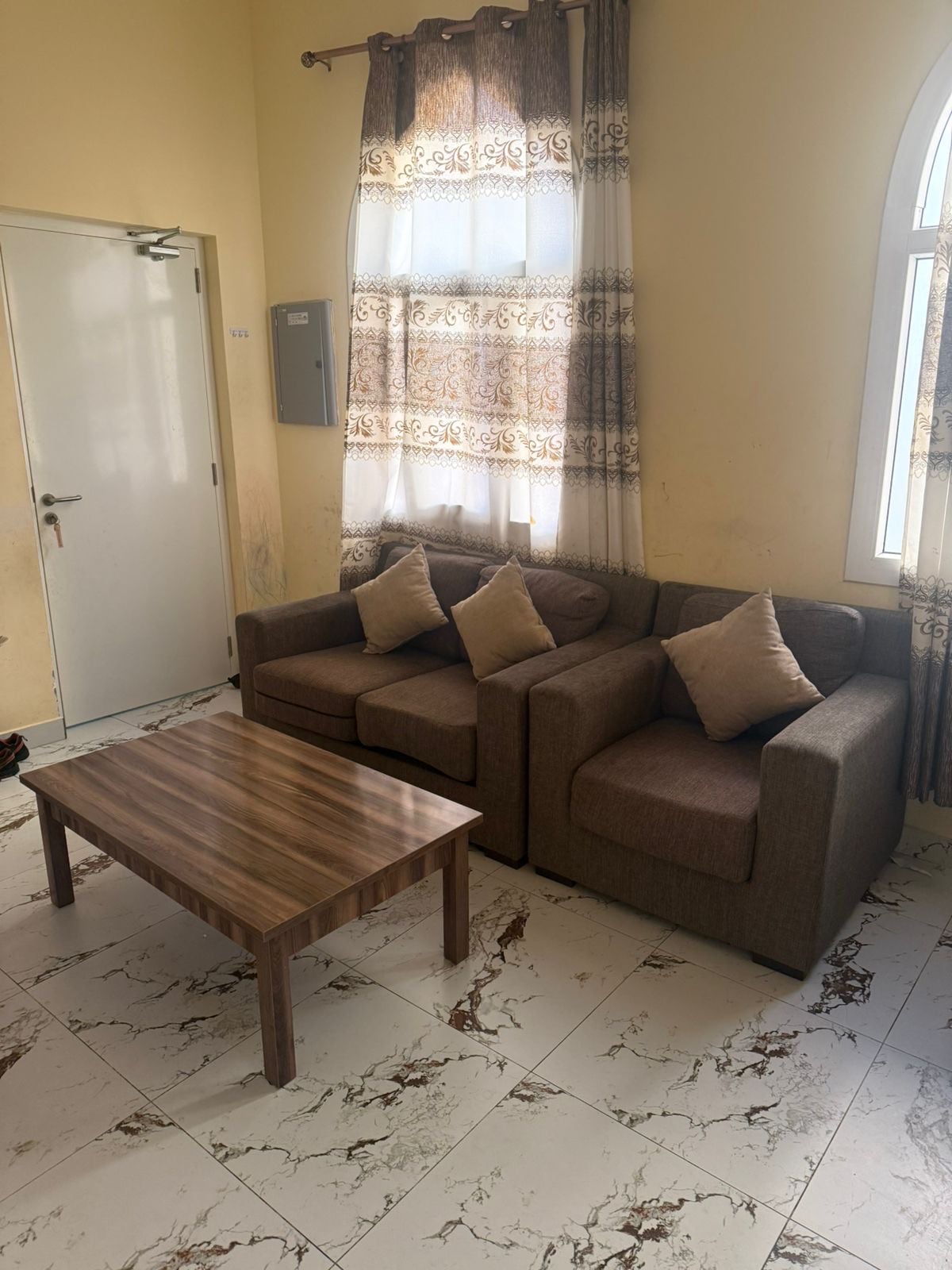 Items for sale - Image 3
