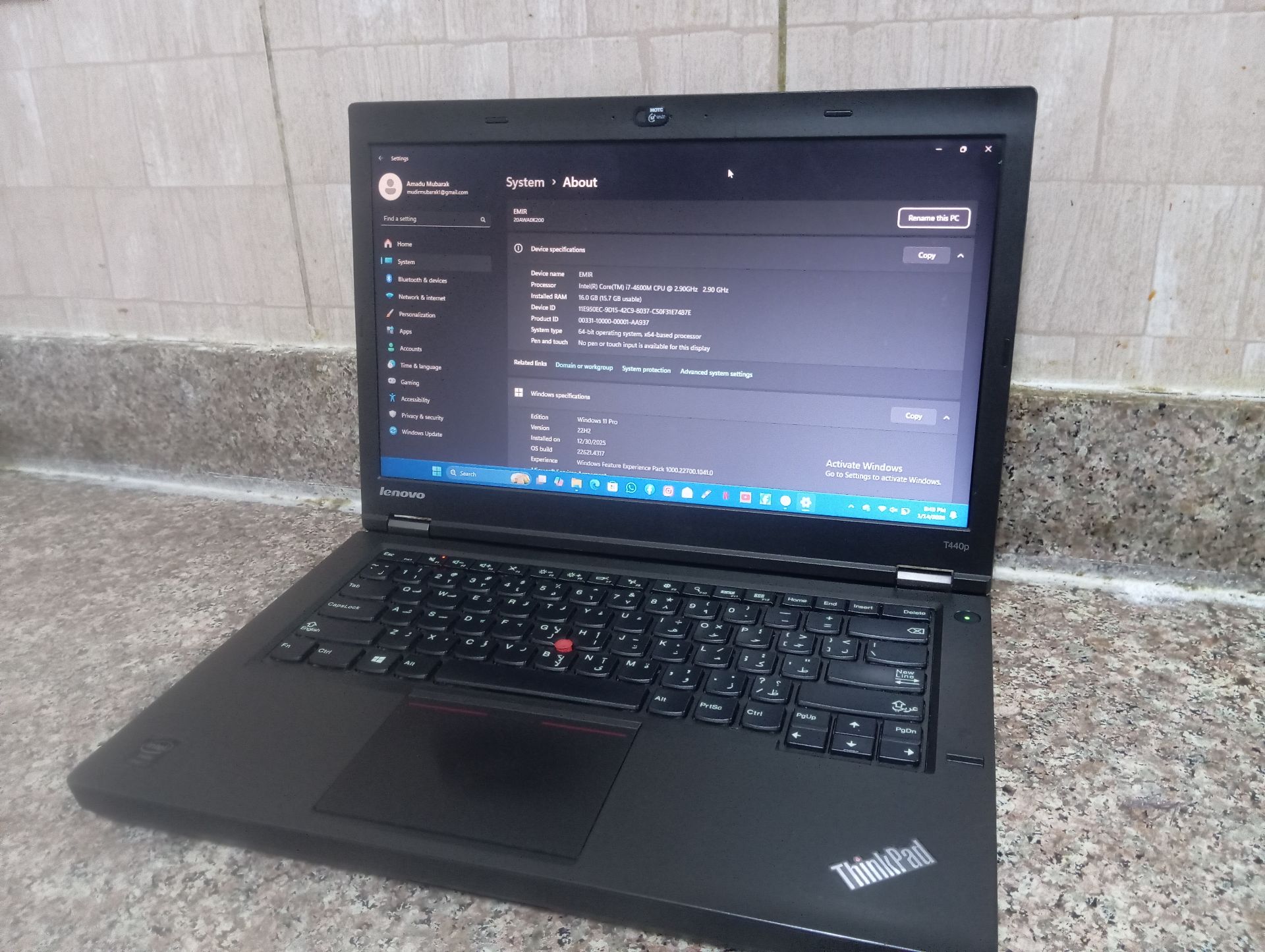 Lenovo ThinkPad  - Image 3