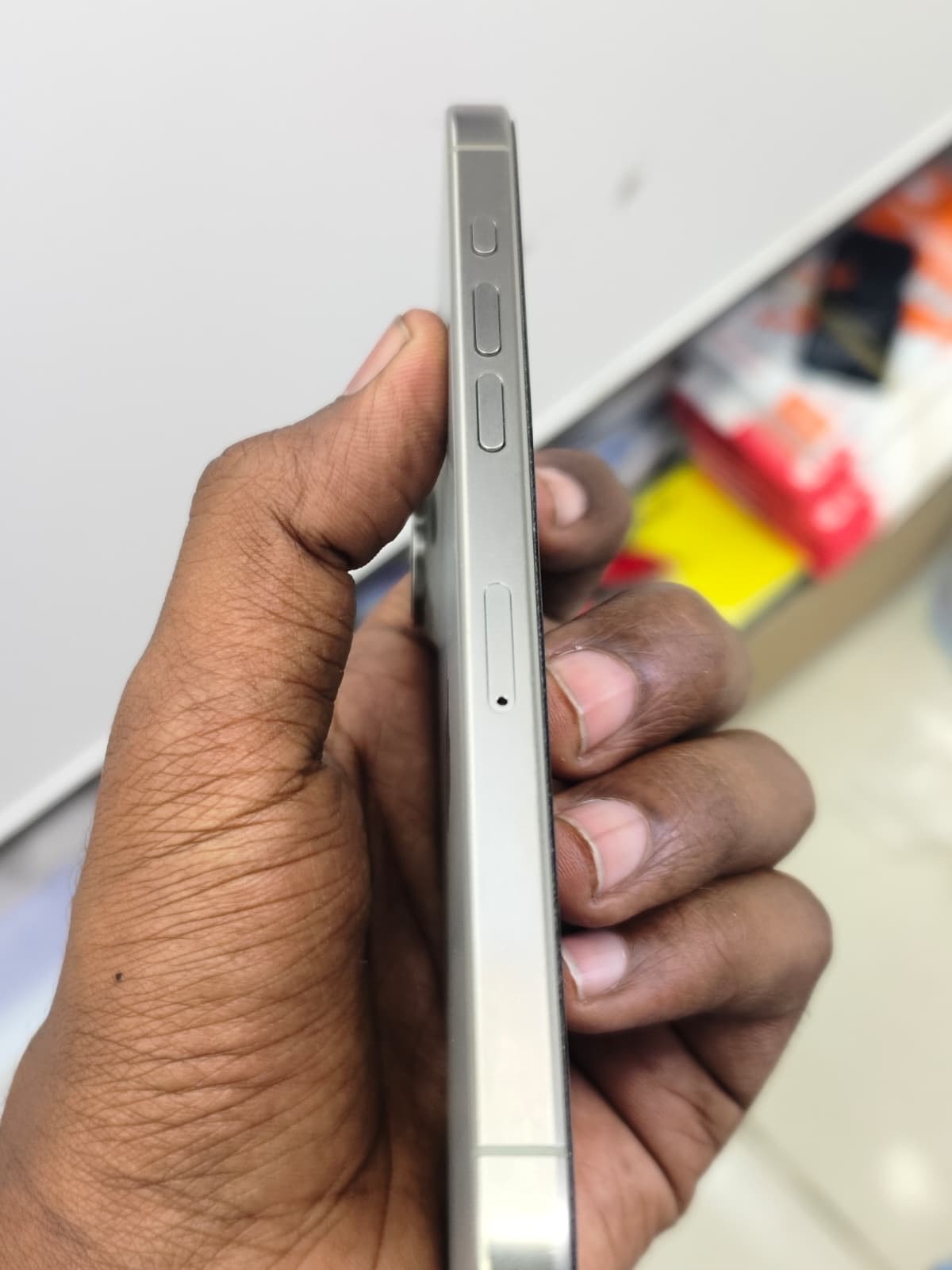 iPhone 15 pro max(512 GB) - Image 3