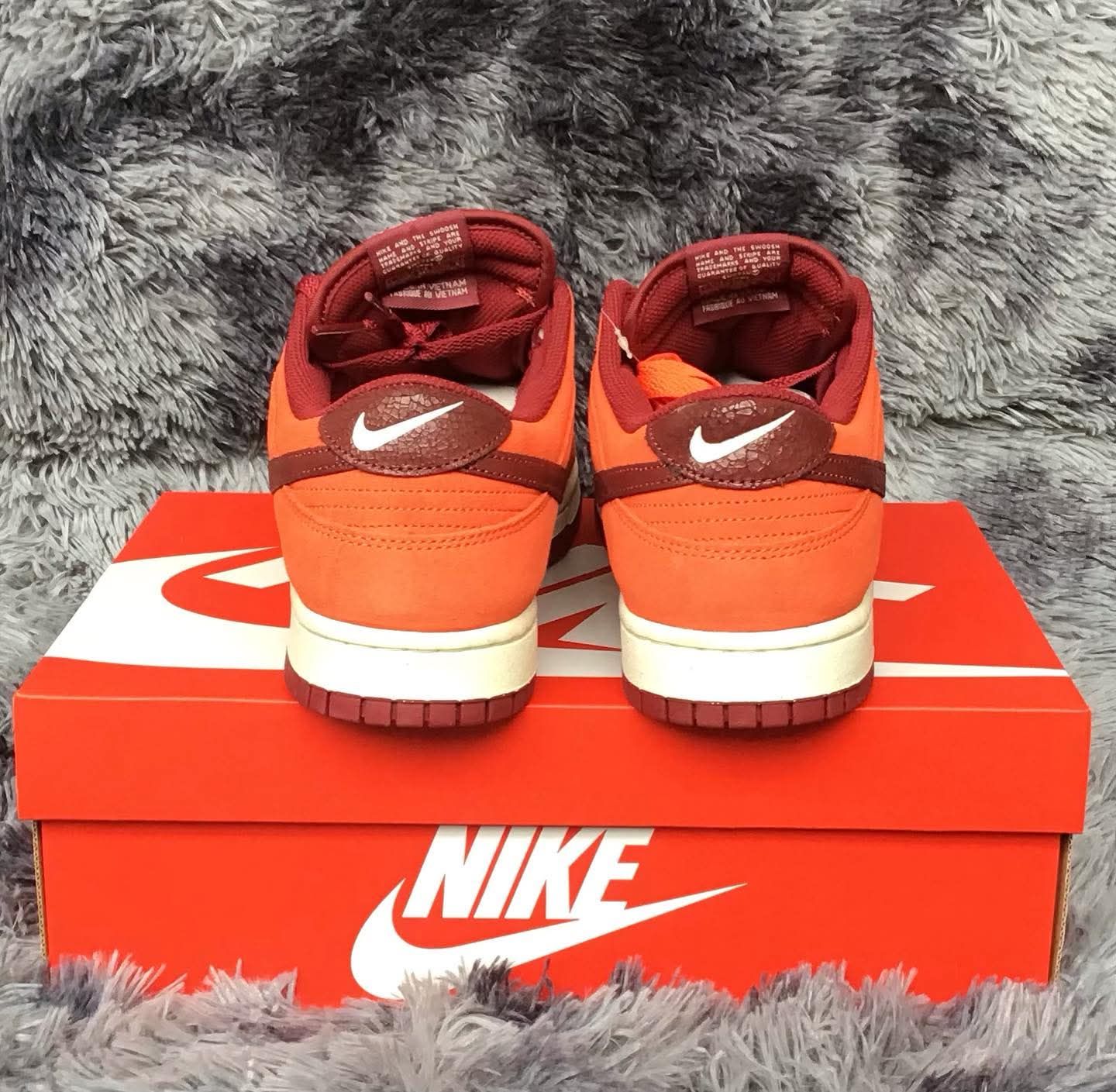 Nike Dunk Low SE Team orange  - Image 6