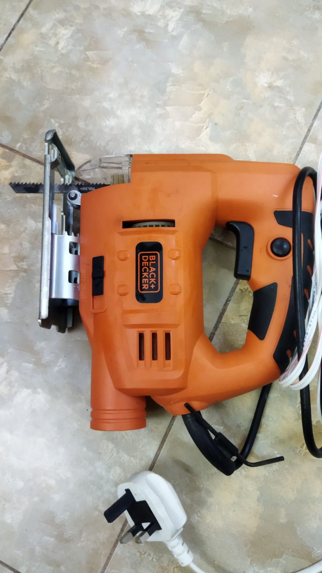 🔥 FOR SALE – BLACK+DECKER JIGSAW 🔥 - Image 3