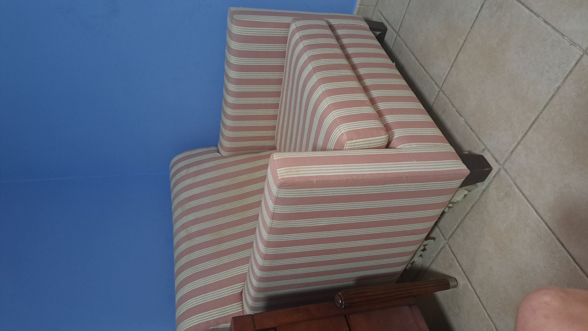Sofa - Image 3