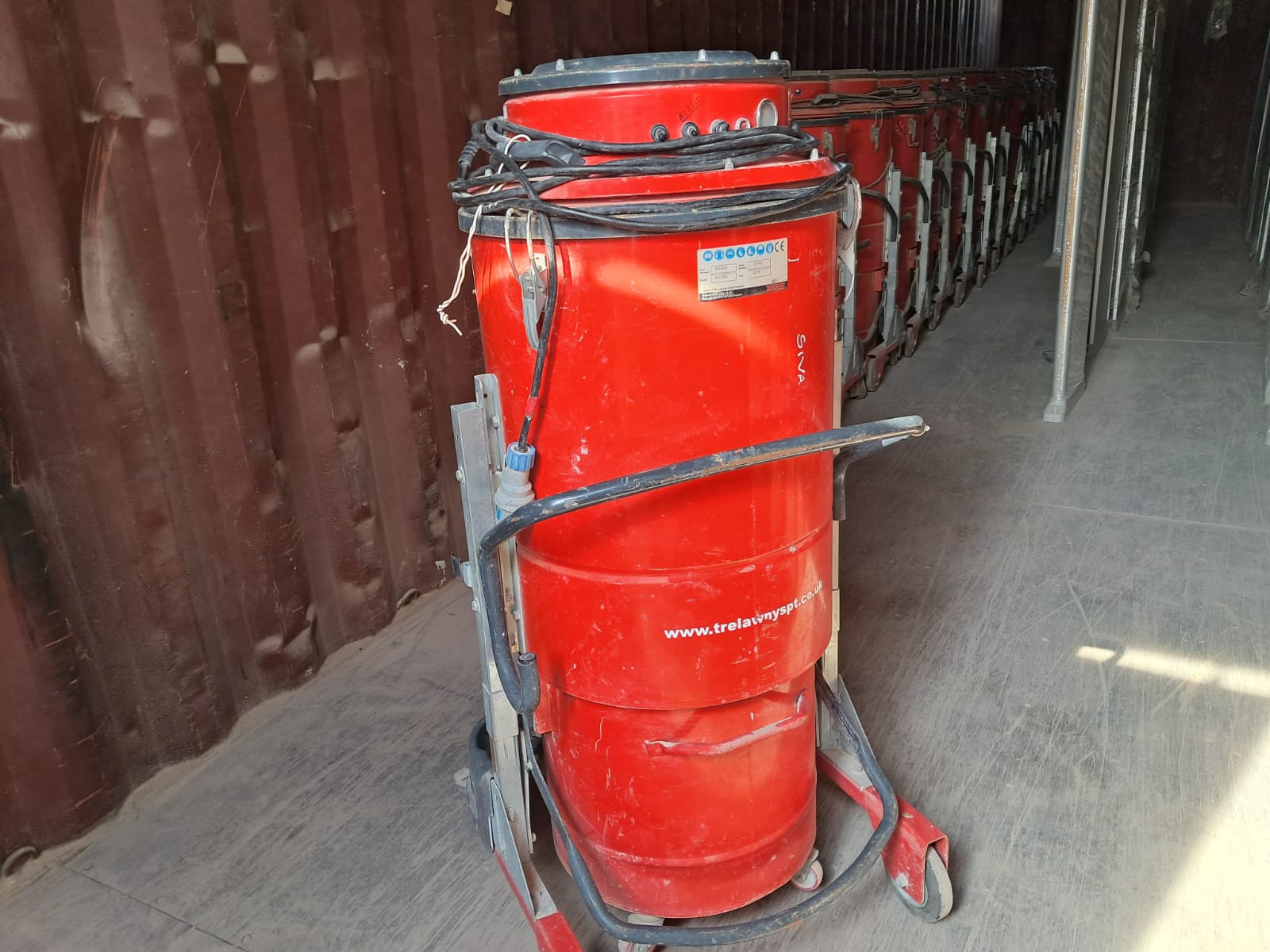 Vacuum Cleaner For Sale - Image 3