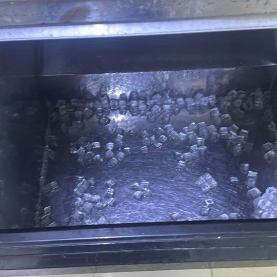 Commercial ice making machines  - Image 3
