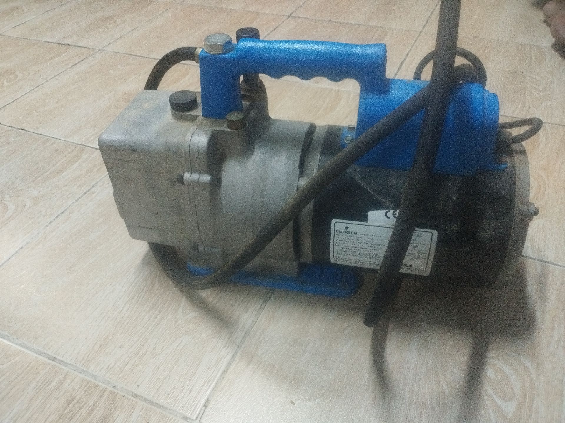 Vaccum pump - Image 3