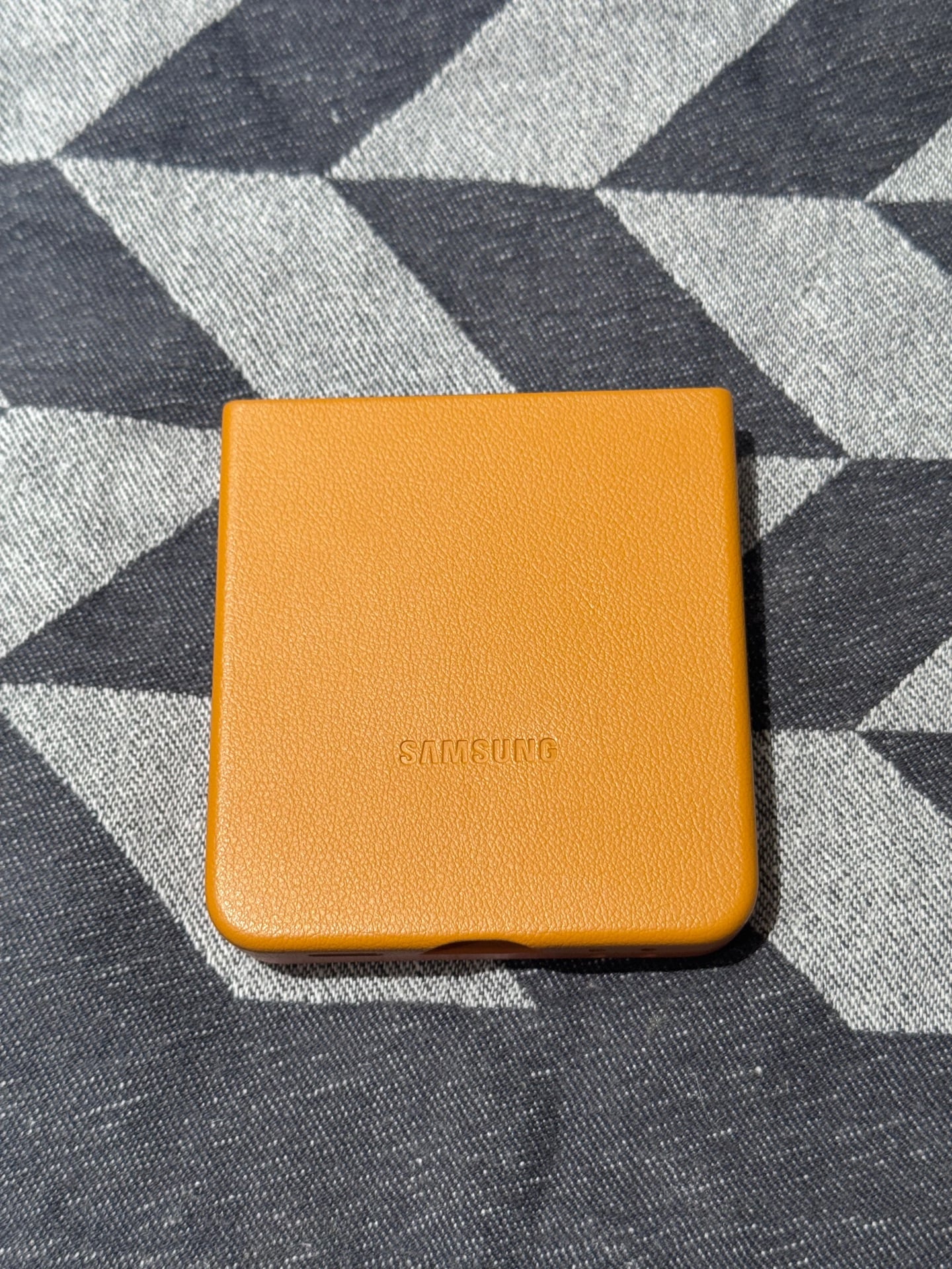 Samsung Galaxy Z Flip7 – Blue Shadow - Image 2