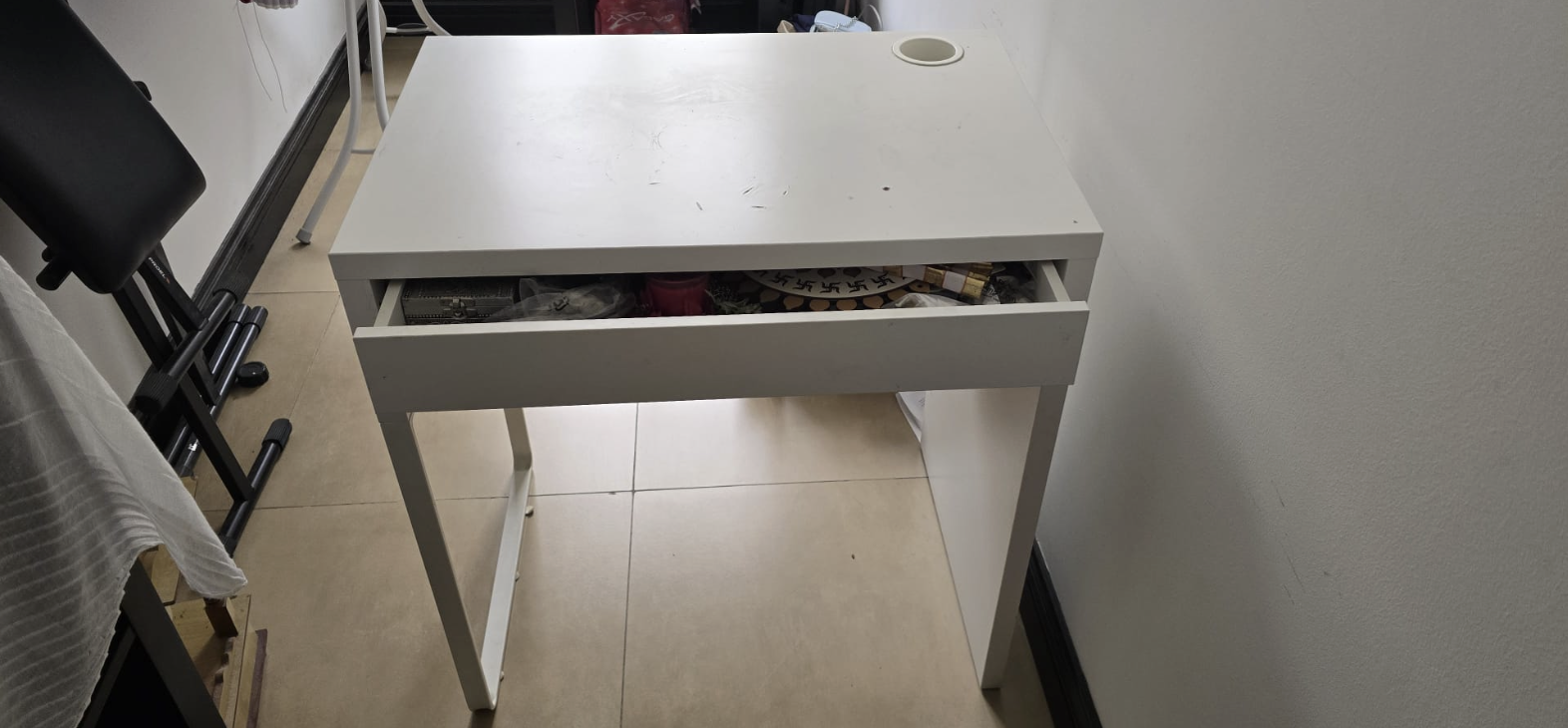 Kids study desk for sale ( 2 Available) - Image 3