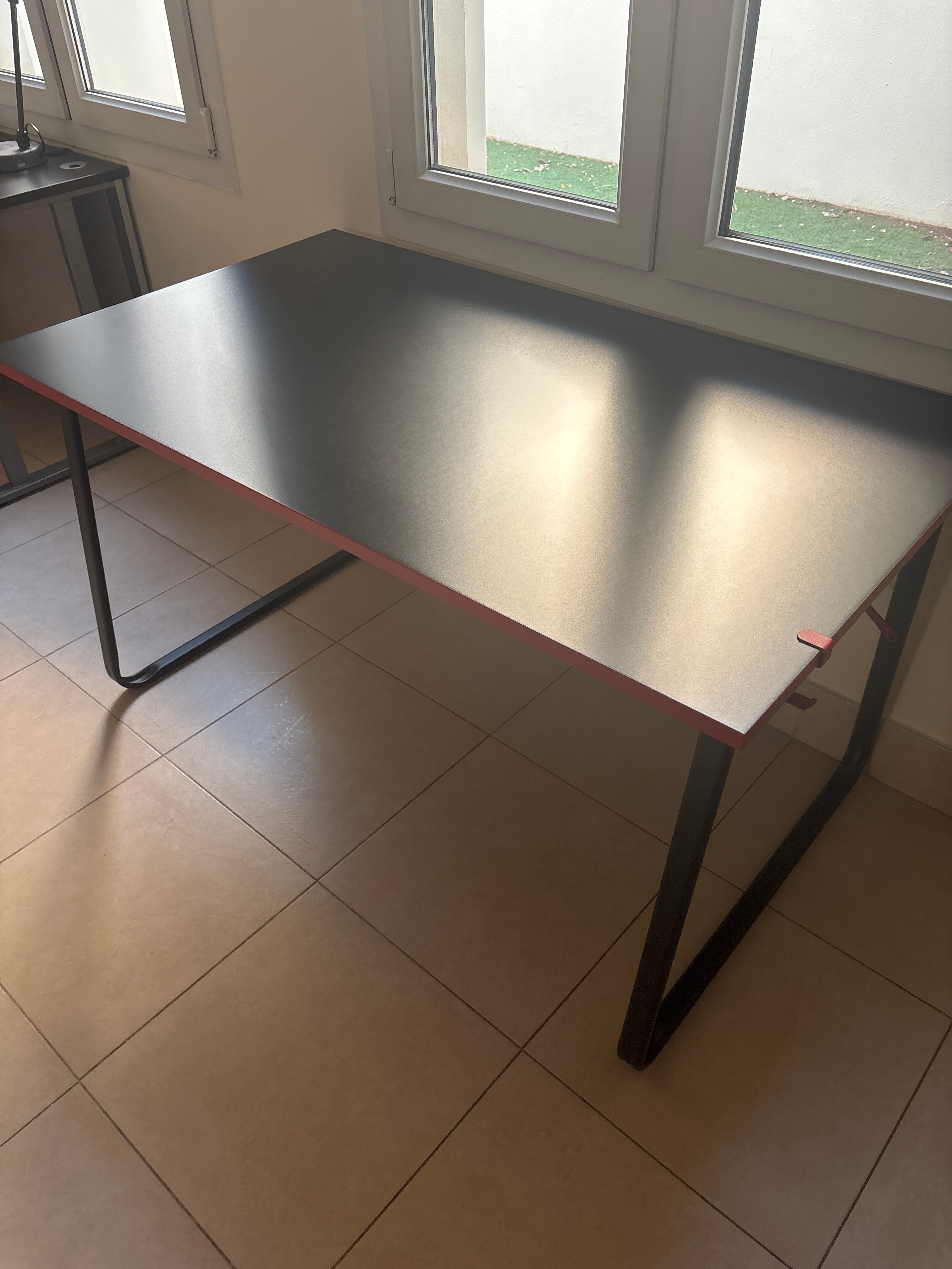Office Gaming desk - Image 2