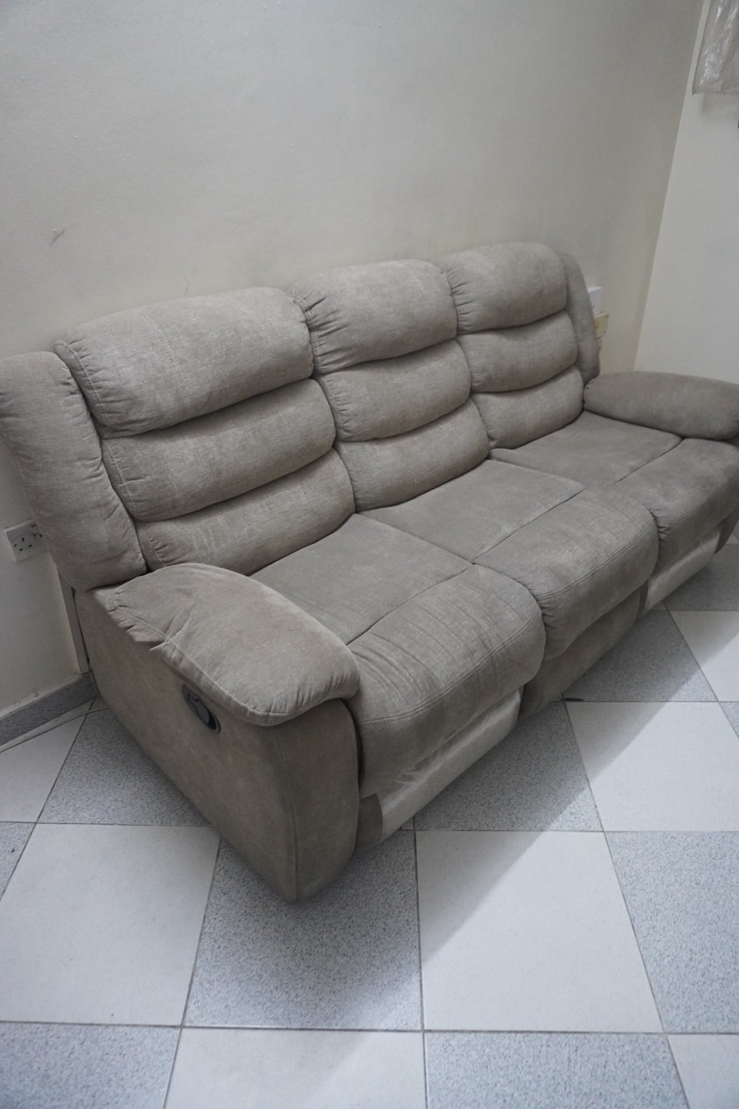  3-Seater Recliner Sofa with Foldable Cup Holder Console - Image 4