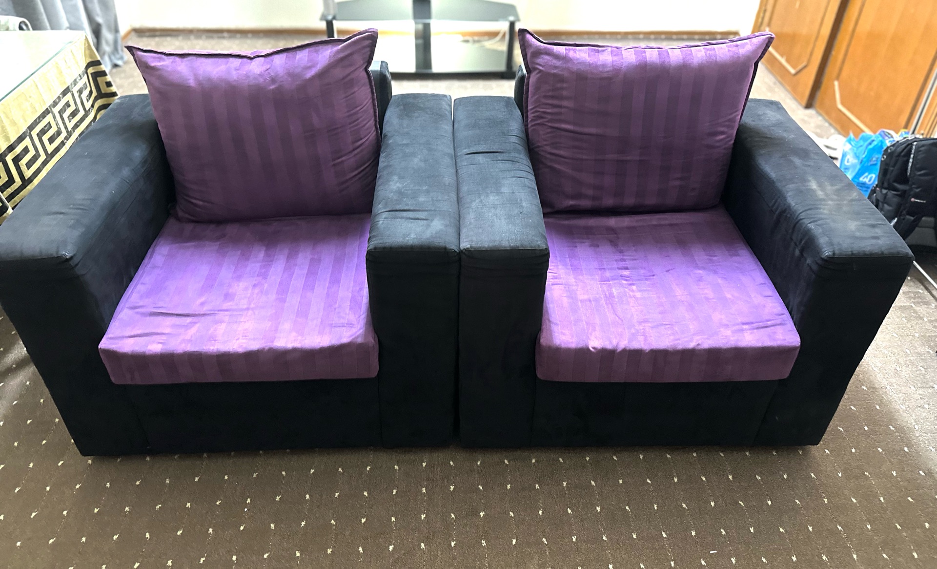 2 piece of sofa for sale - Image 9