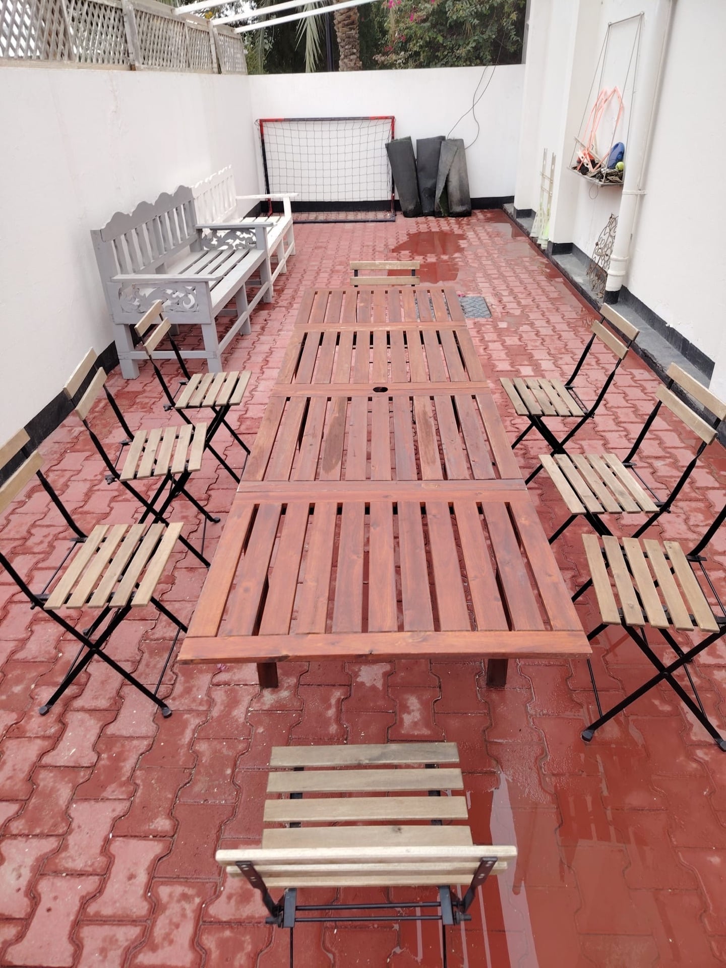 IKEA outdoor table with 8 chairs - Image 2