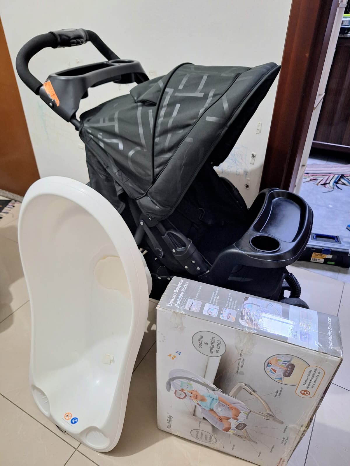 Baby Stroller & Bath Tub - Image 1