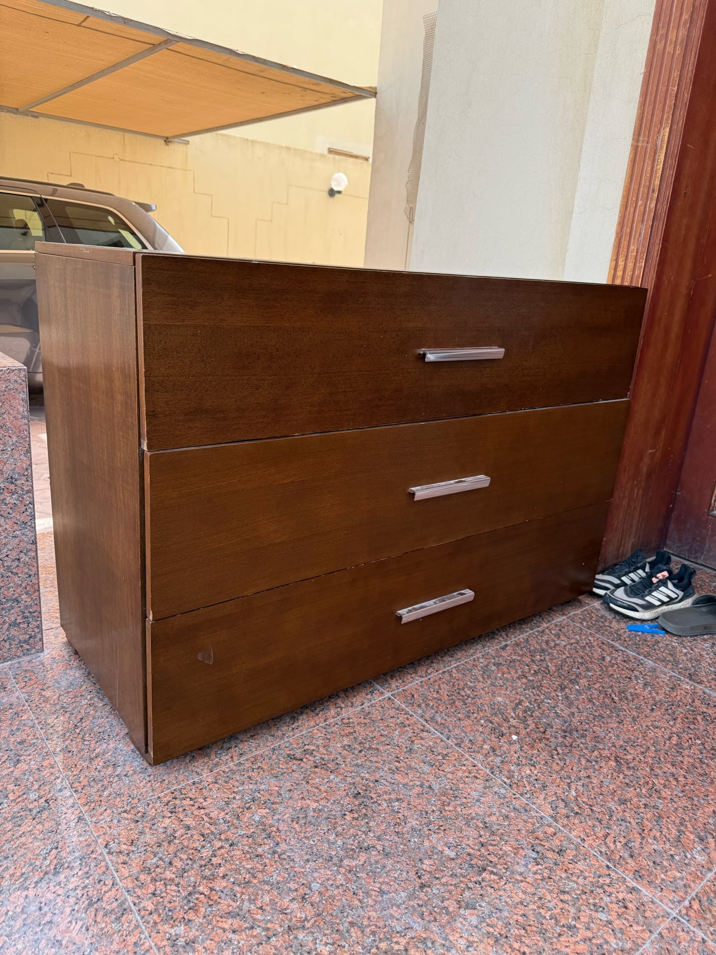 3 drawer wooden chest cabinet  - Image 3