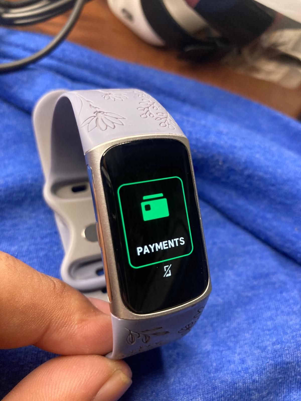 Fitbit Charge 6 - Image 4
