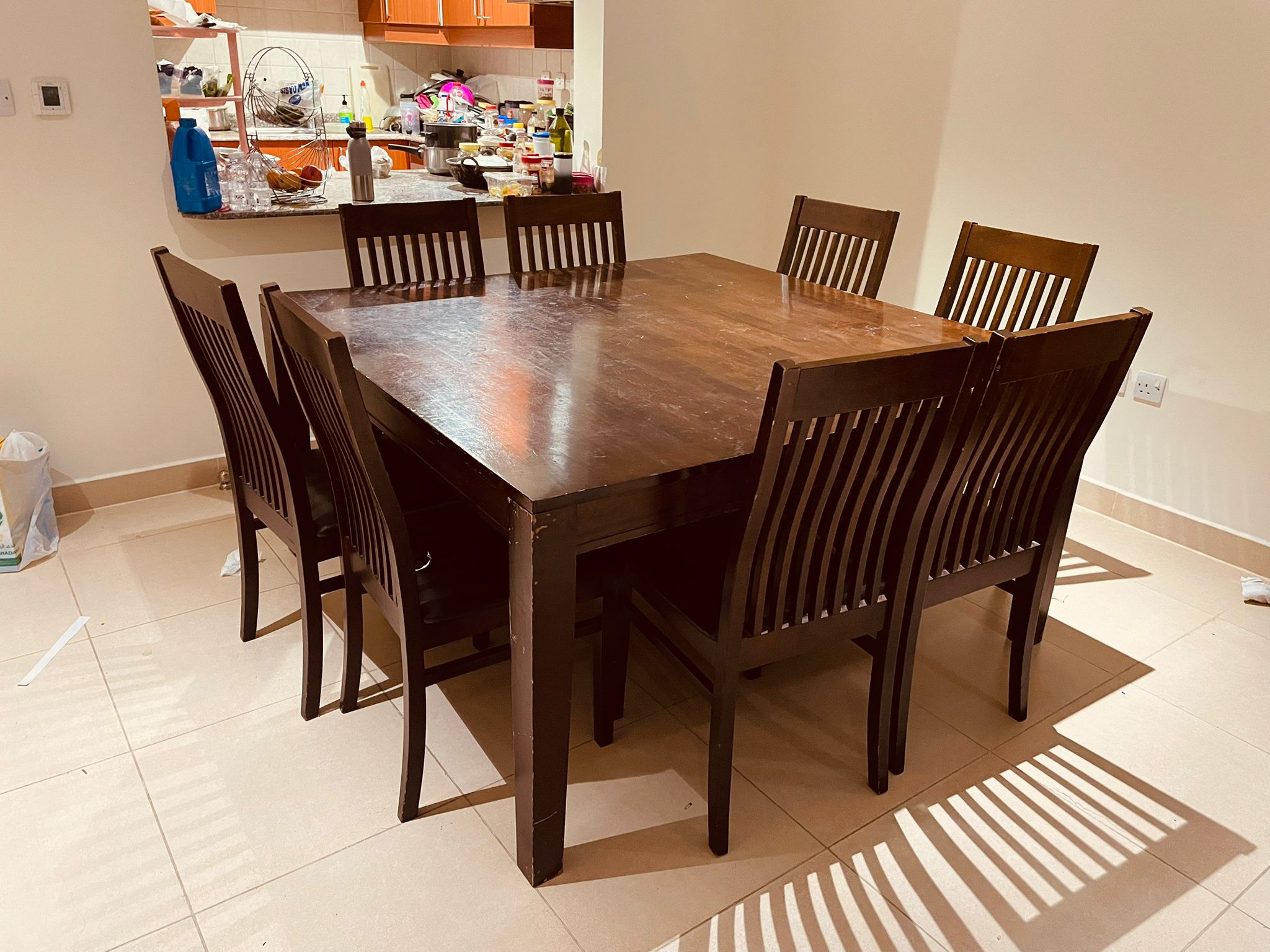 ⏳ Quick Sale! Solid Wooden Dining Table in Excellent Condition - Image 1