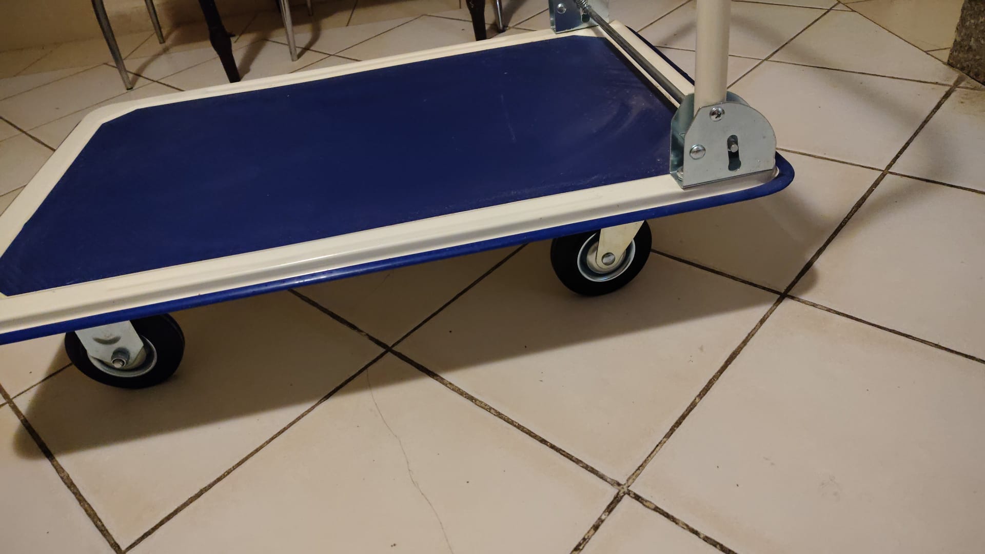 عربة قابلة للطي بوزن 300 كجم للاستخدام الشاق - Image 4