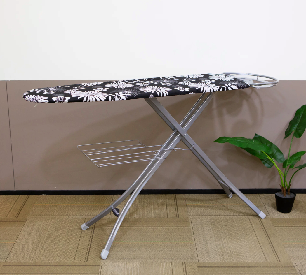 Ironing Board With Attached Cloth Rack  - Image 3