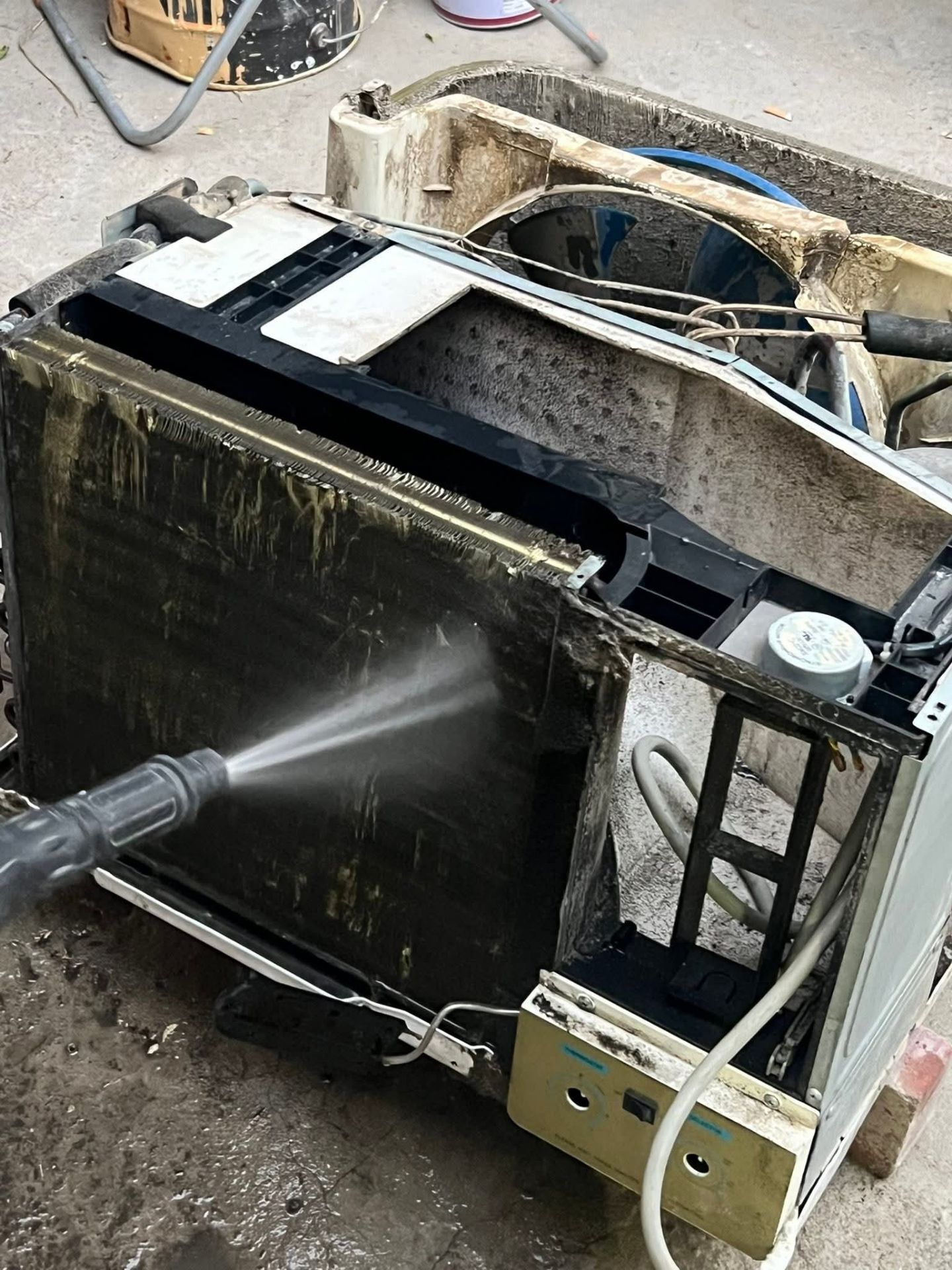 Ac service, repair, buying,selling available - Image 7