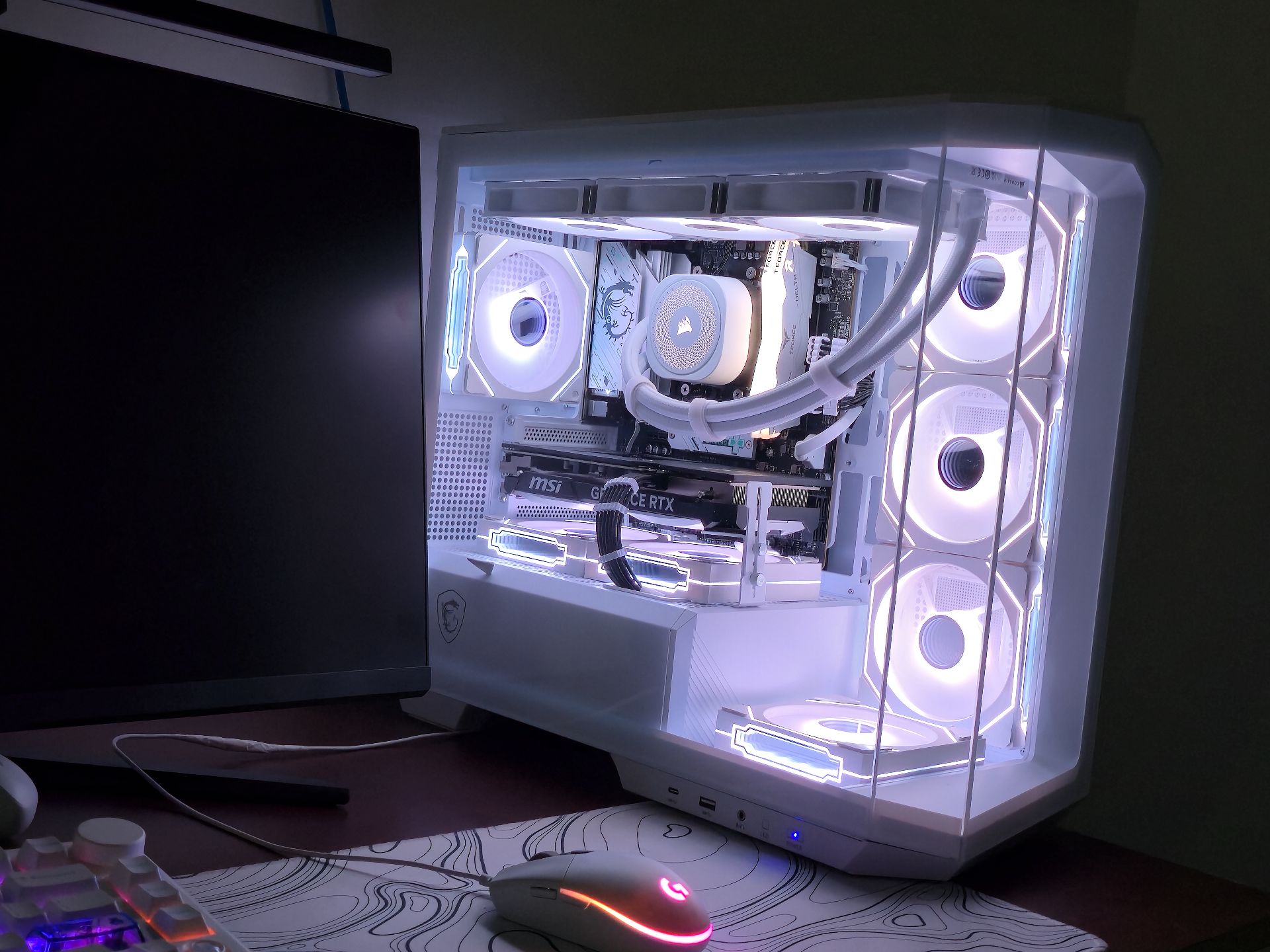 HIGH END GAMING PC with monitor mi pro g27i . Ryzen 7 7700 + 4070 super - Image 6