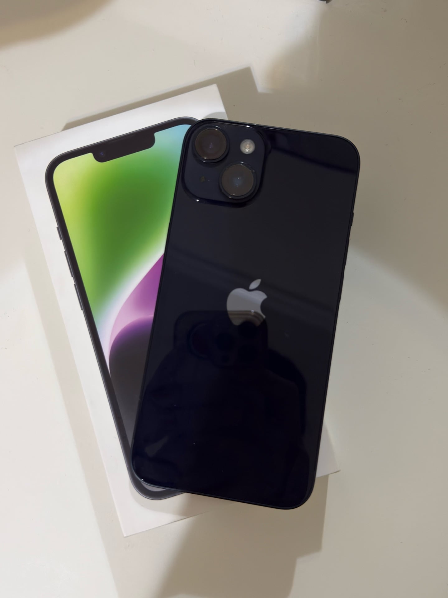 iPhone 14 94% - Image 3