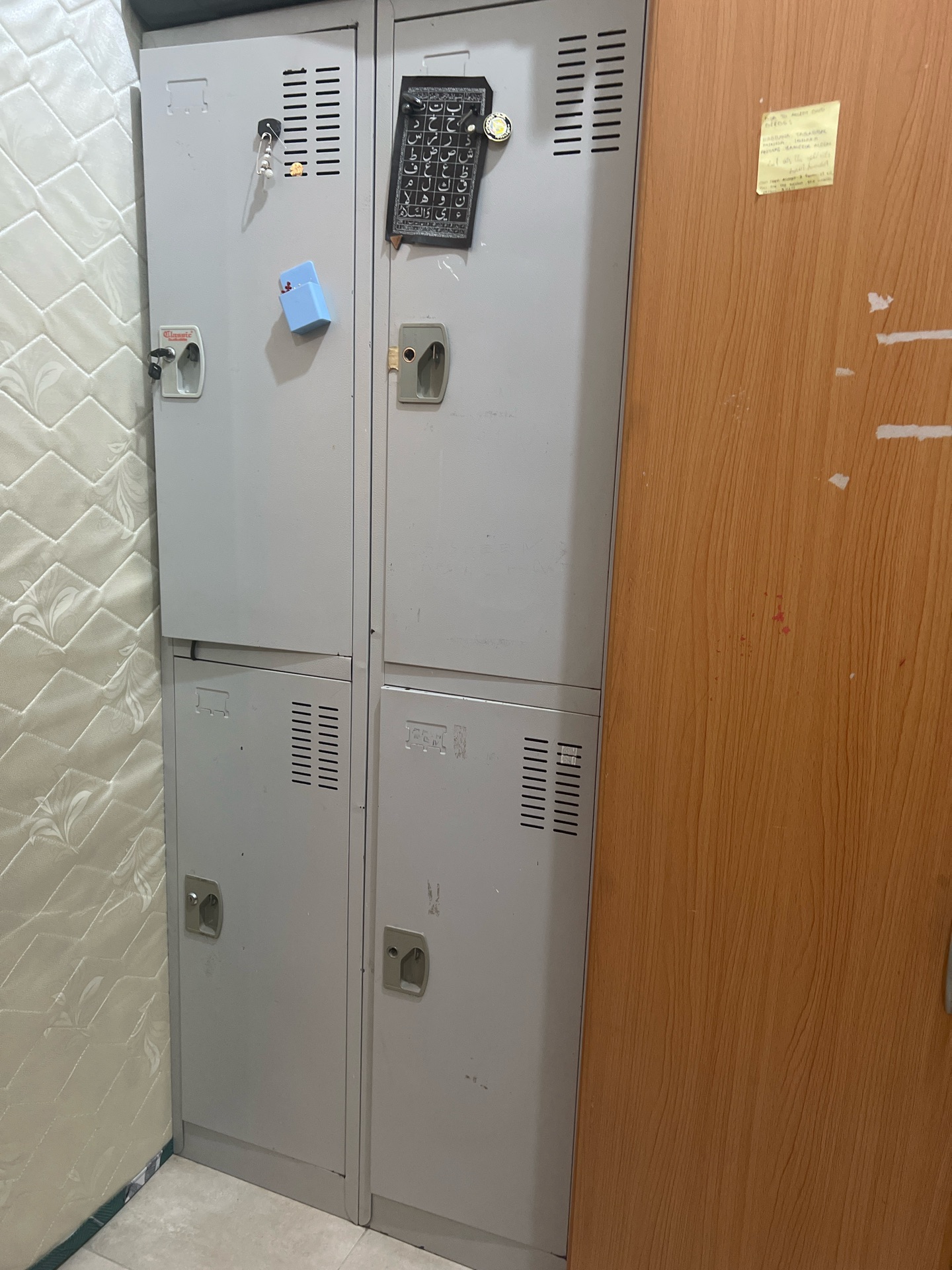 Locker cupboard 2 piece very good condition.  - Image 8