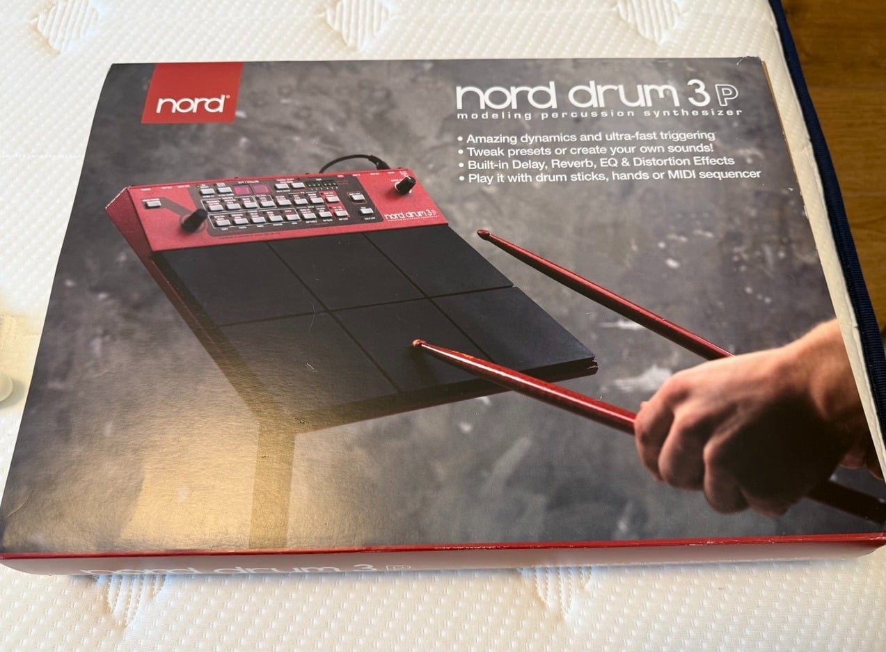 جهاز توليف الطبول الإلكتروني Nord Drum 3p مع حامل الطبول - Image 3