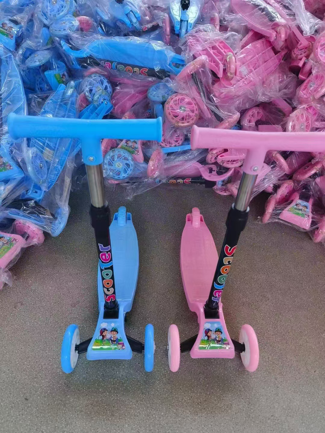 3wheel Scooter For Kids 2-5yrs سكوتر ثلاثي العجلات للأطفال من عمر سنتين إلى خمس - Image 1