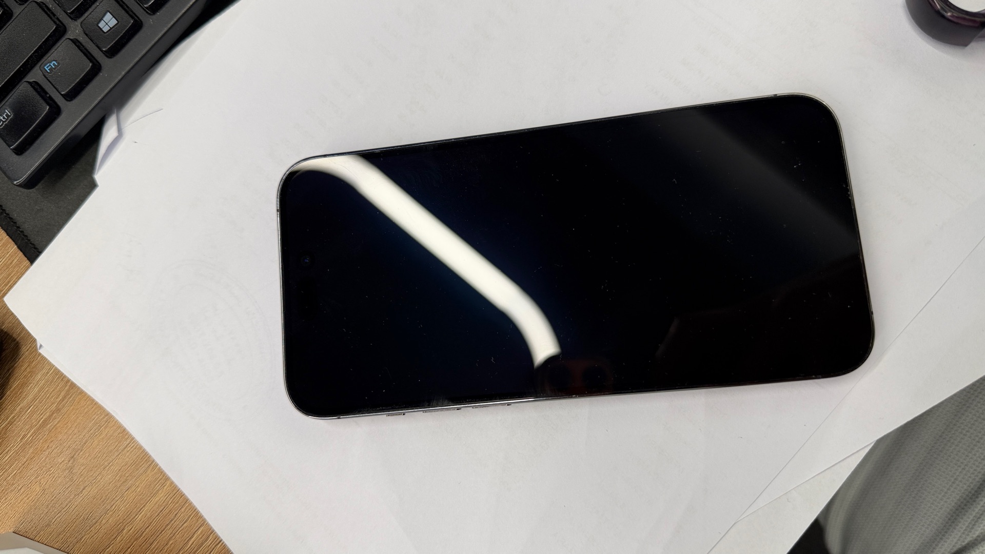 Apple iphone 14 pro max 256 gb purple colour  - Image 4