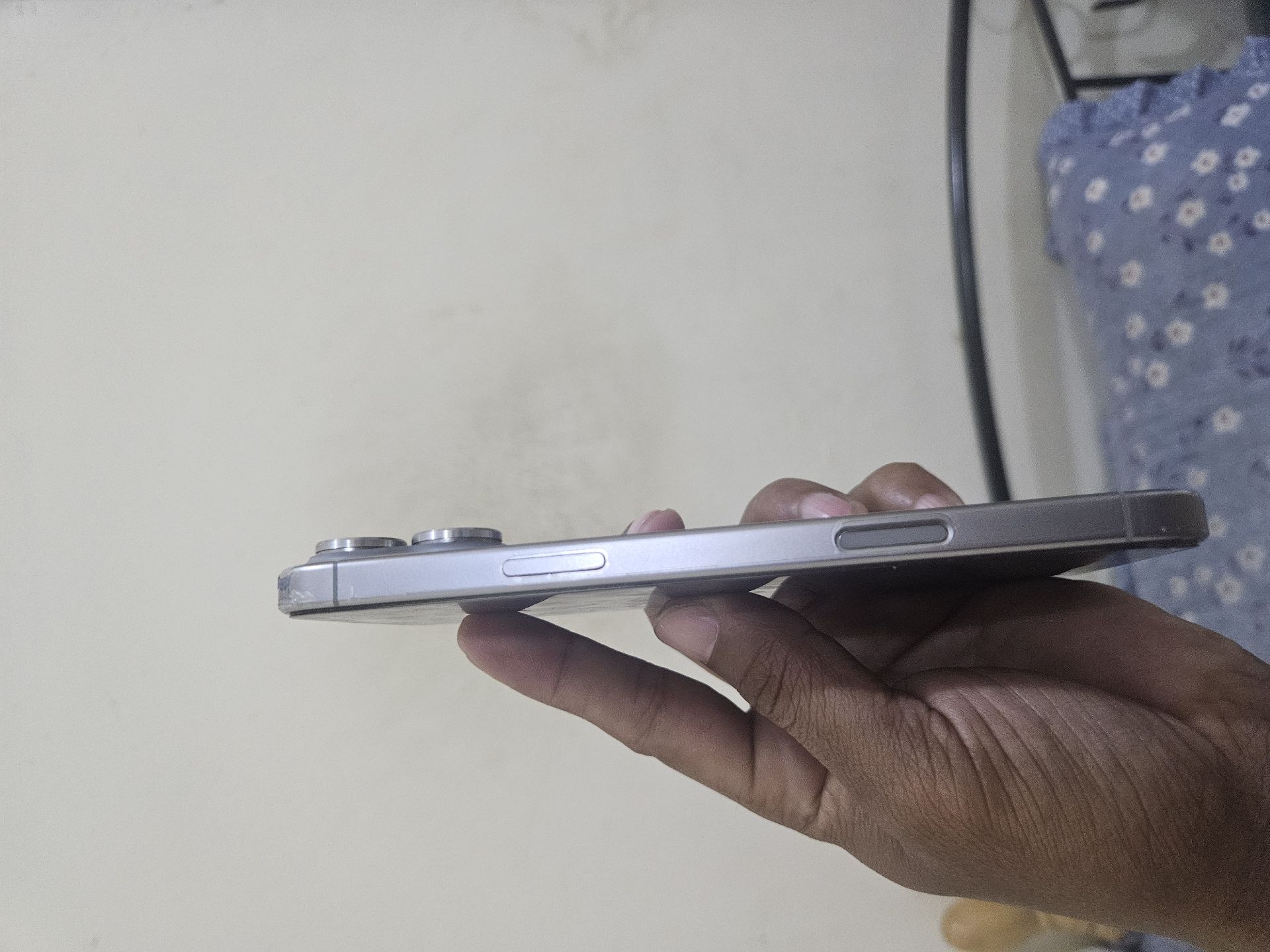 iPhone 16 Pro Max 100% battery health - Image 4
