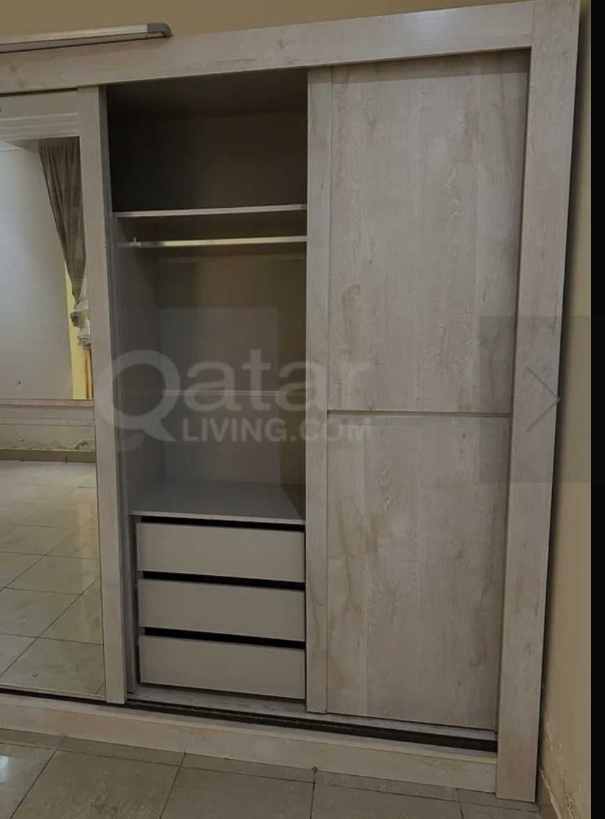 Cupboard / Wardrobe - Image 3