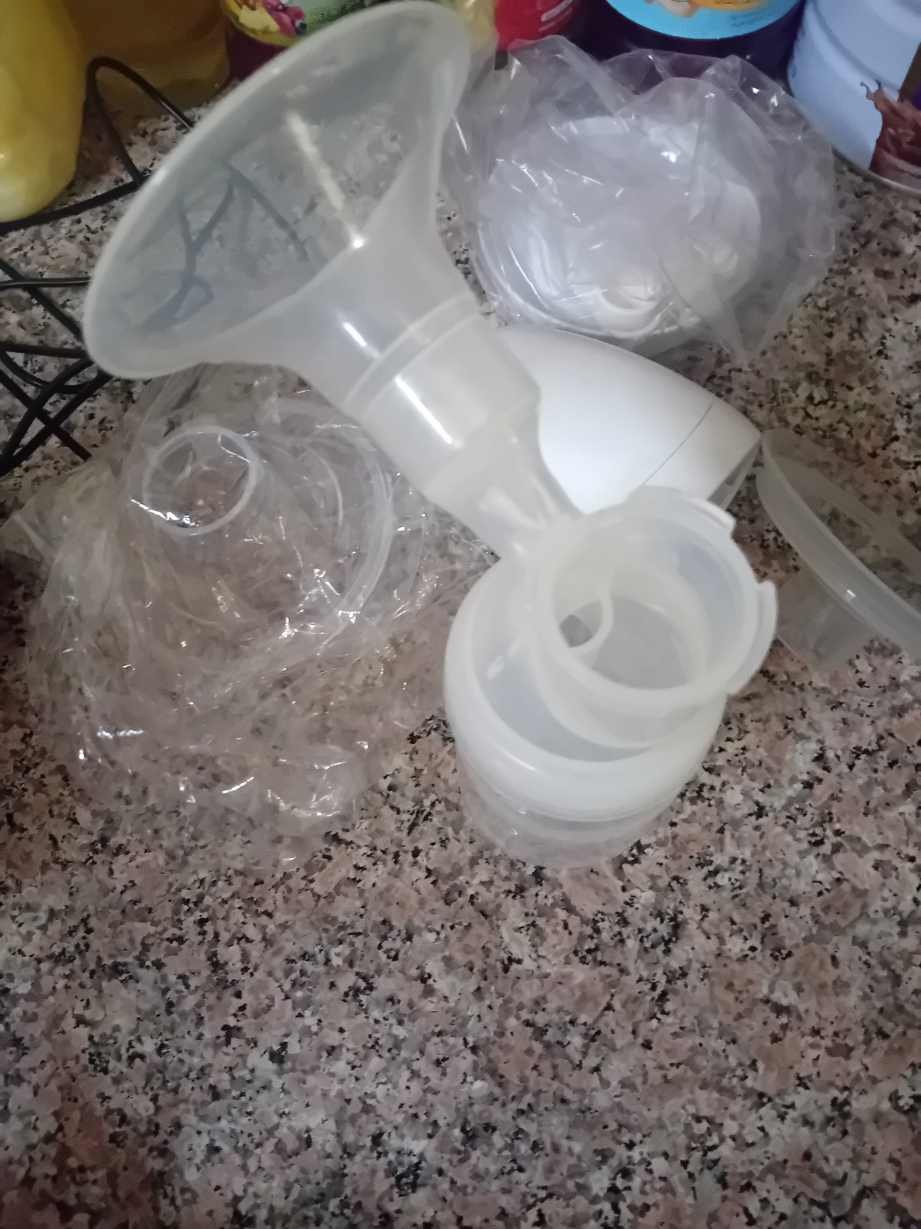 Pigeon electric breast pump  - Image 4
