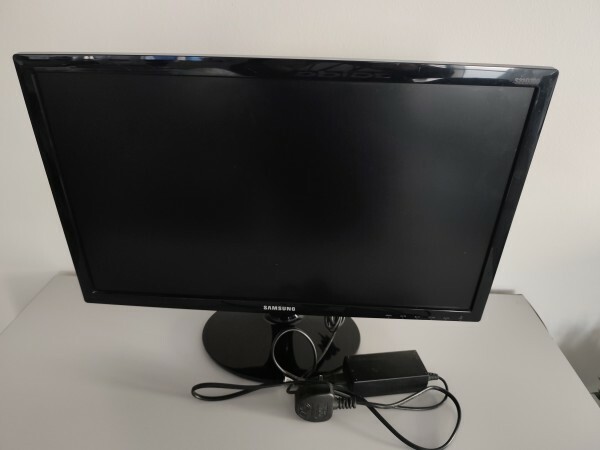 Monitor Samsung LS22D300 - Image 2