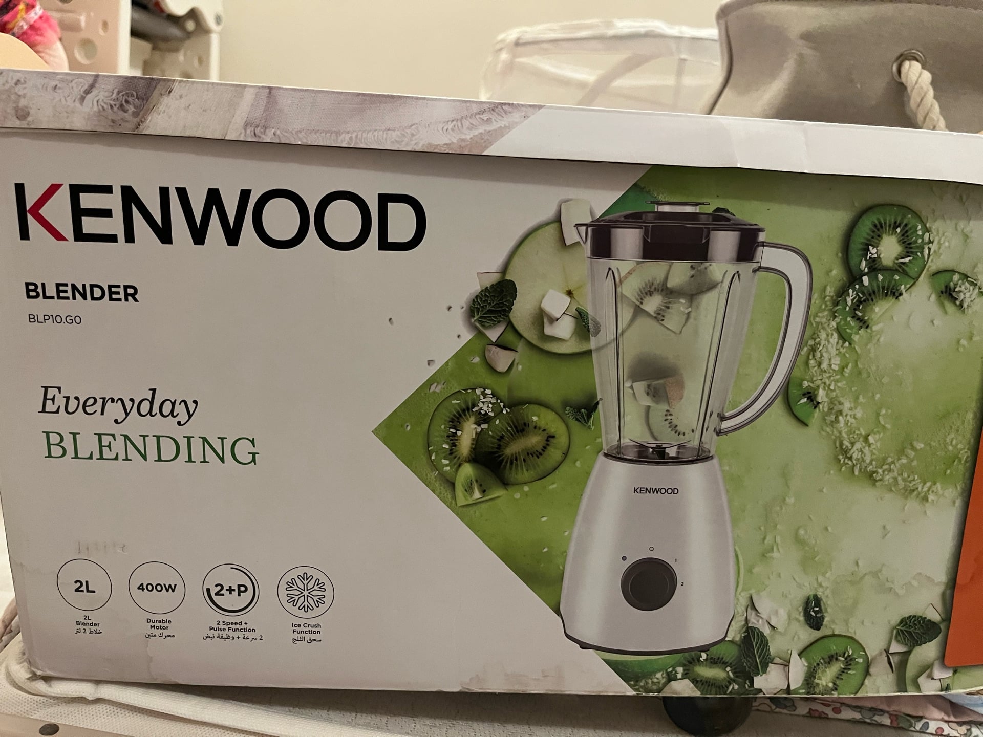 Kenwood 2 blenders and 2 grinders - Image 1