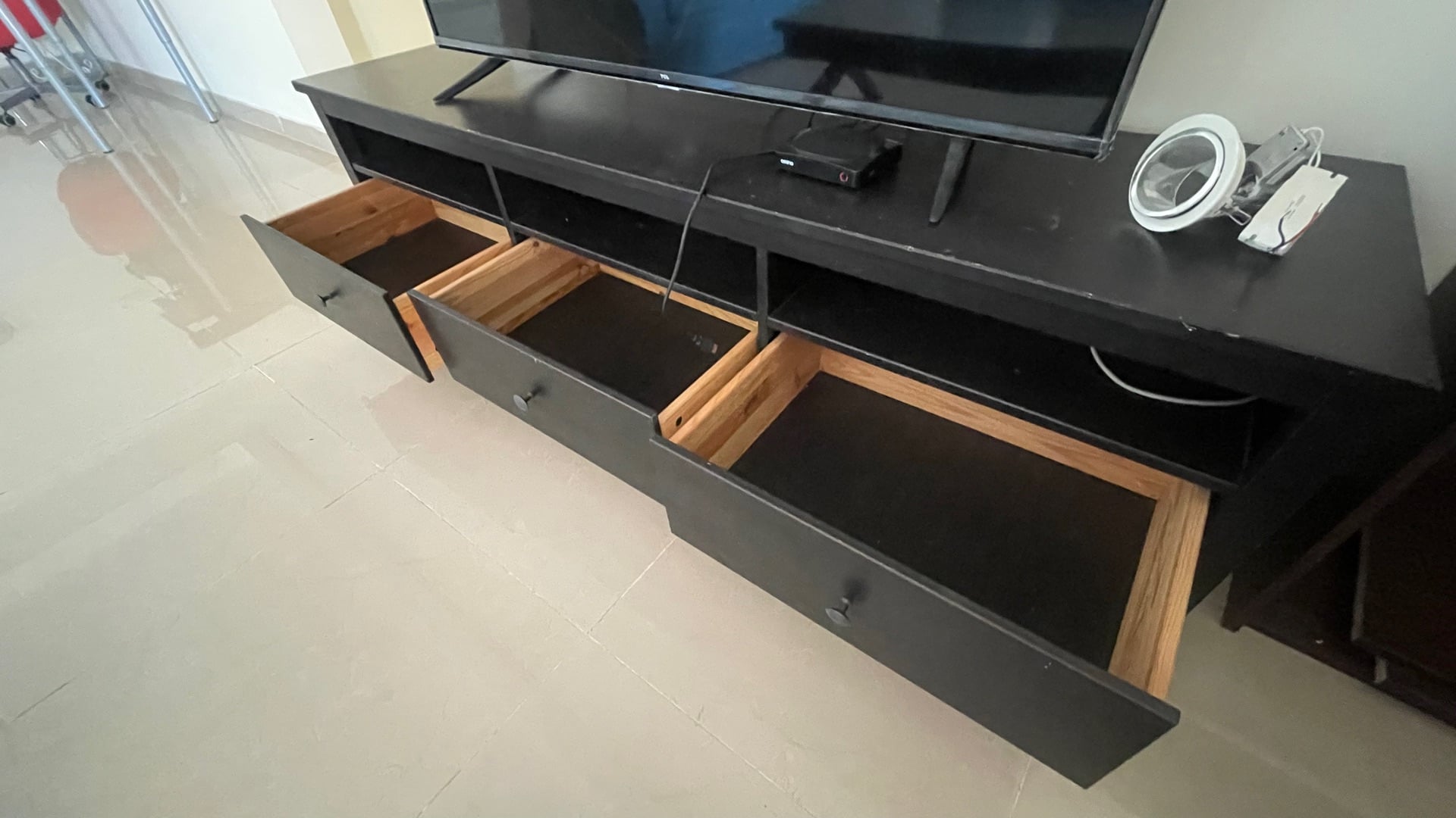 Ikea Tv table  - Image 4