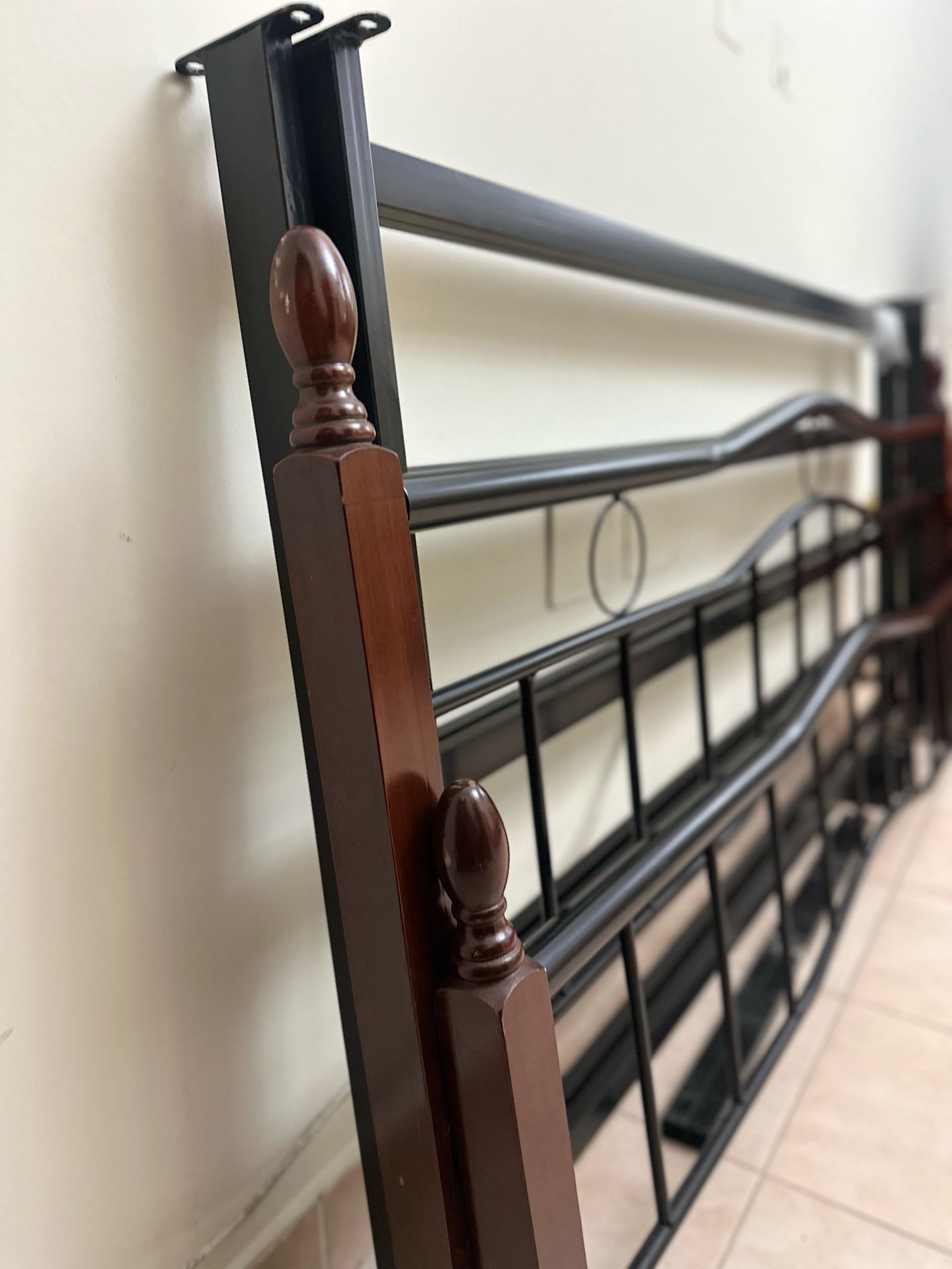 Black Metal Bed Frame for Sale – Excellent Condition - Image 3