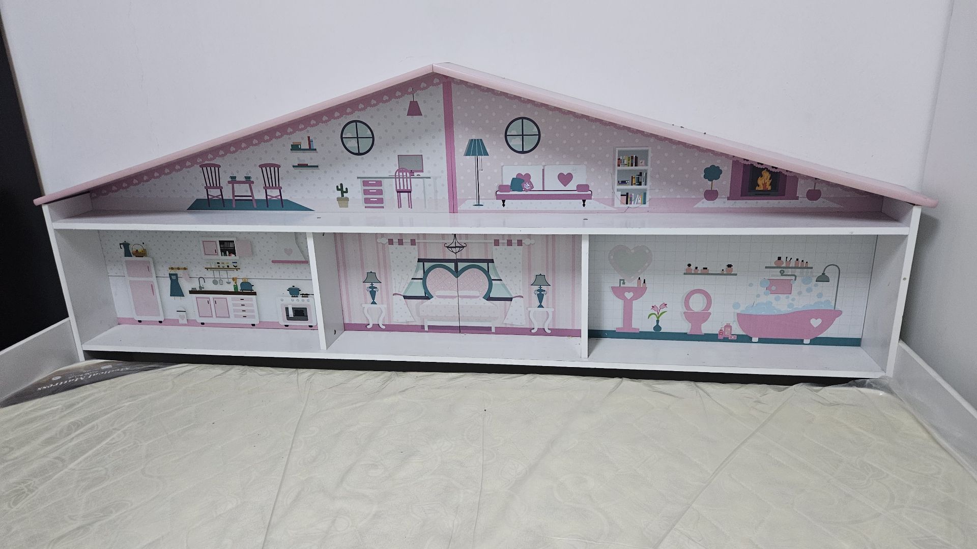 Kids bed and mattress  - Image 5