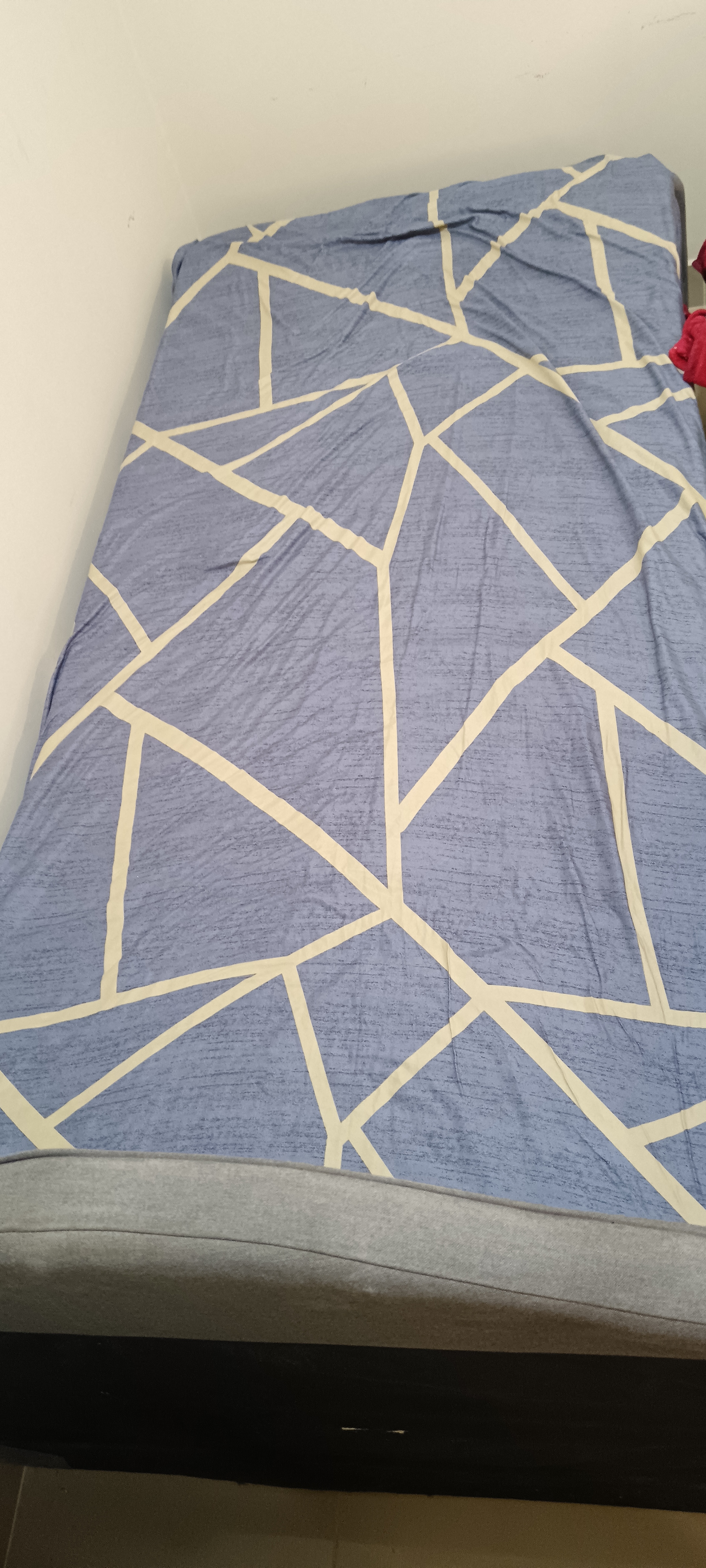 Single bed with mattress - Image 3
