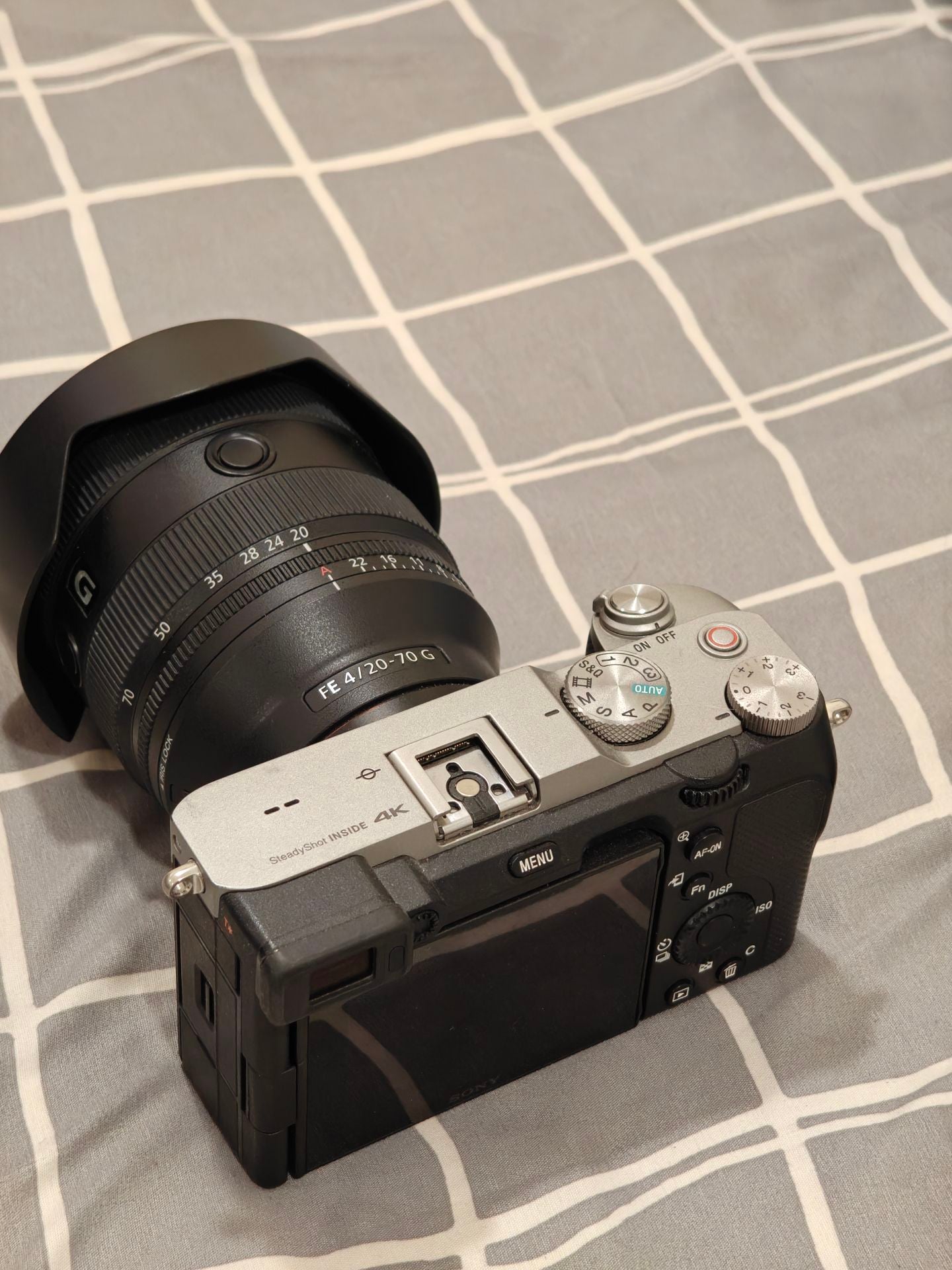 Sony A7C with 3 batteries and Sony 20-70mm G lens and Samyang 35mm 2.8 lens - Image 4