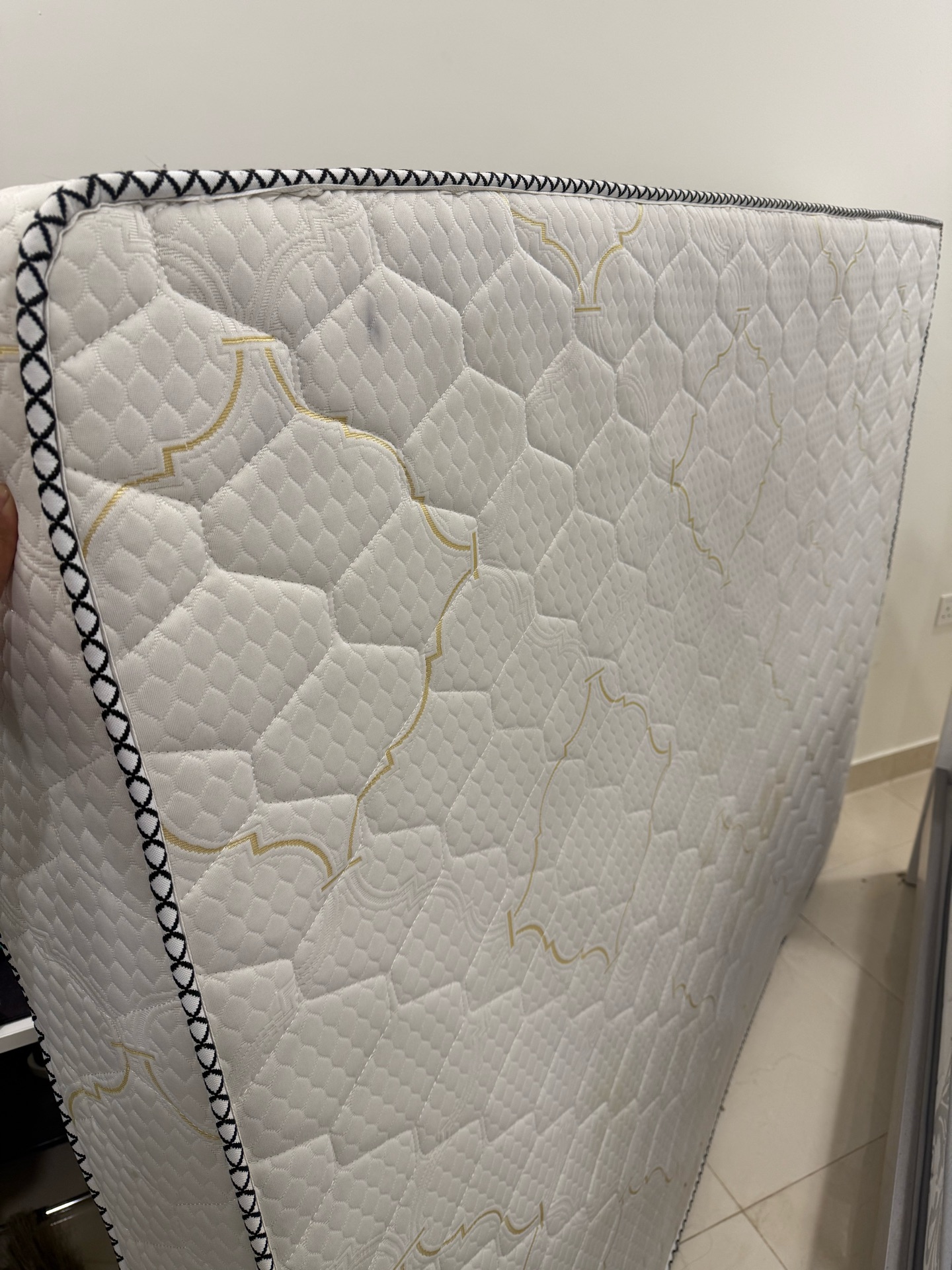 2 Bed mattresses (king & Queen), 1 small table & 2 complimentary chairs  - Image 2