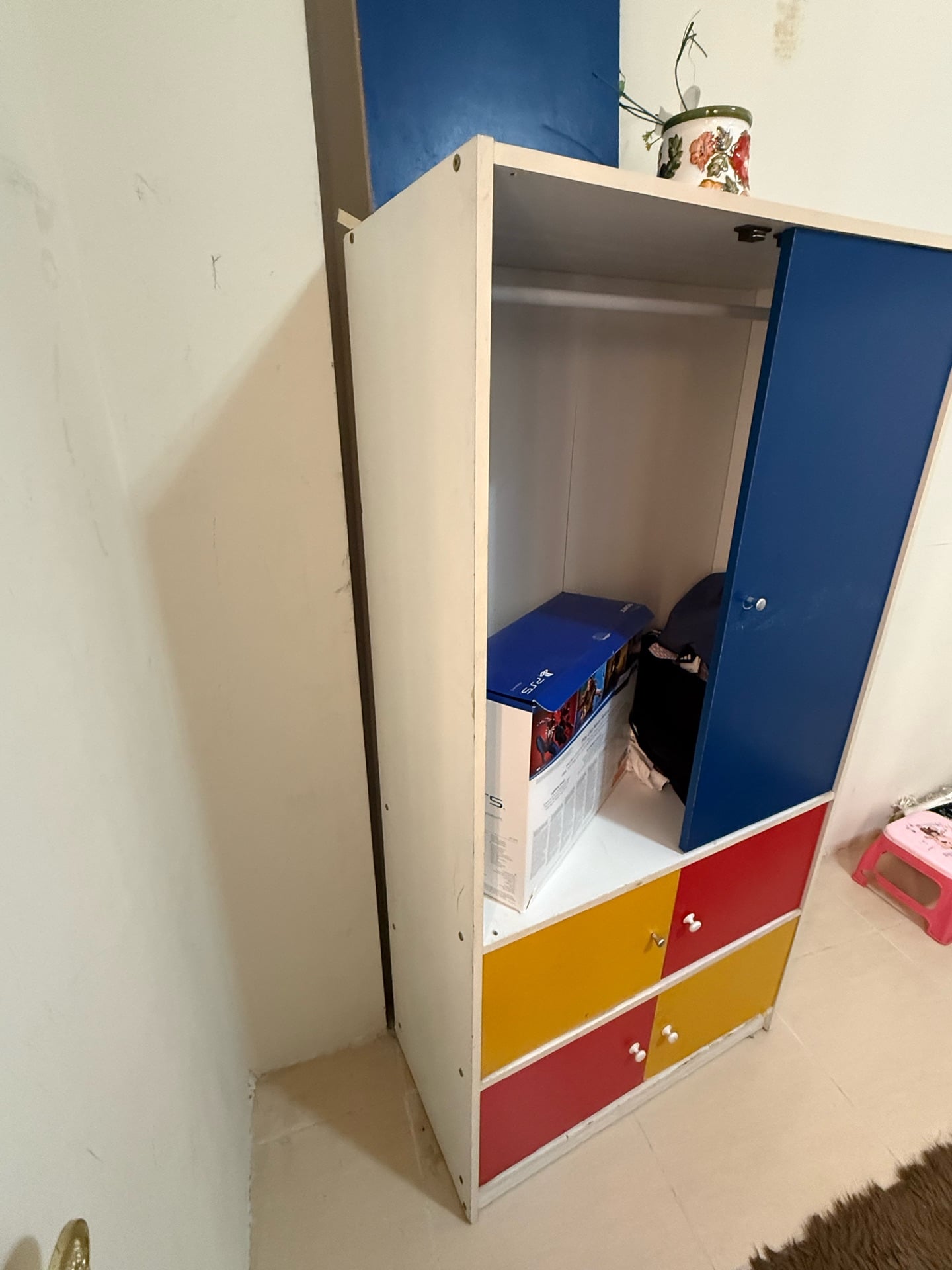Children's wardrobe - Image 4