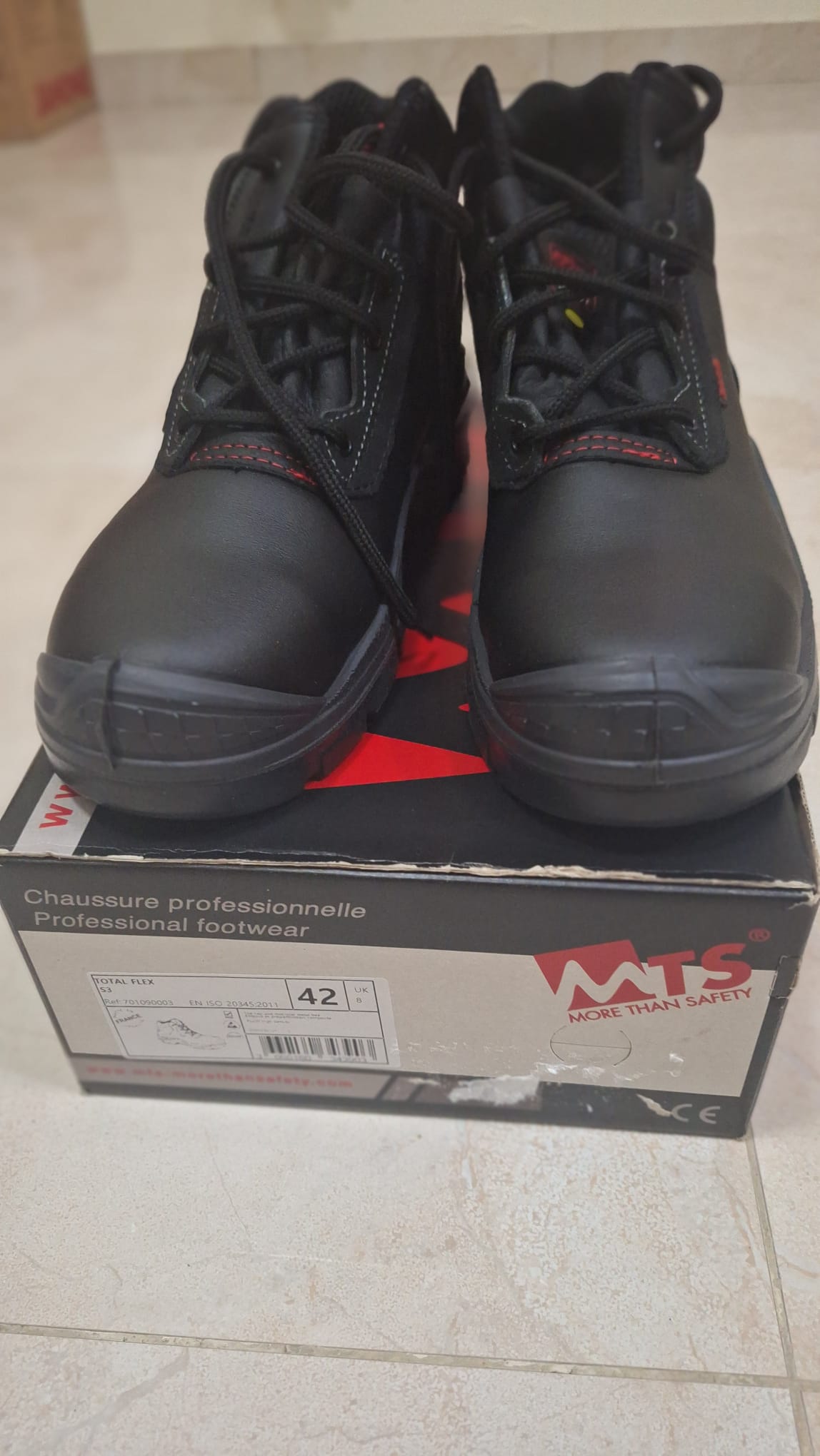 Safety Shoes MTS New - For Sale - Image 1
