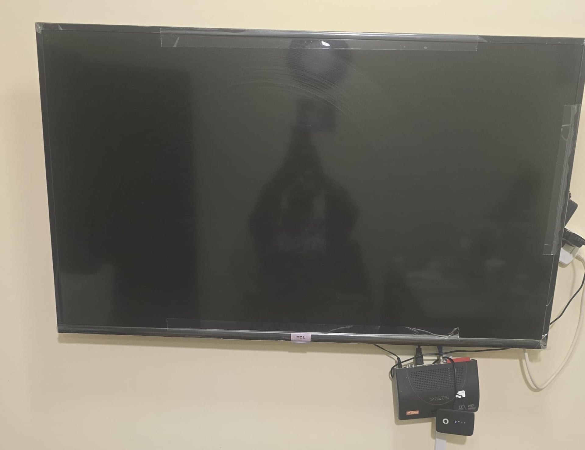 TCL TV - Image 3