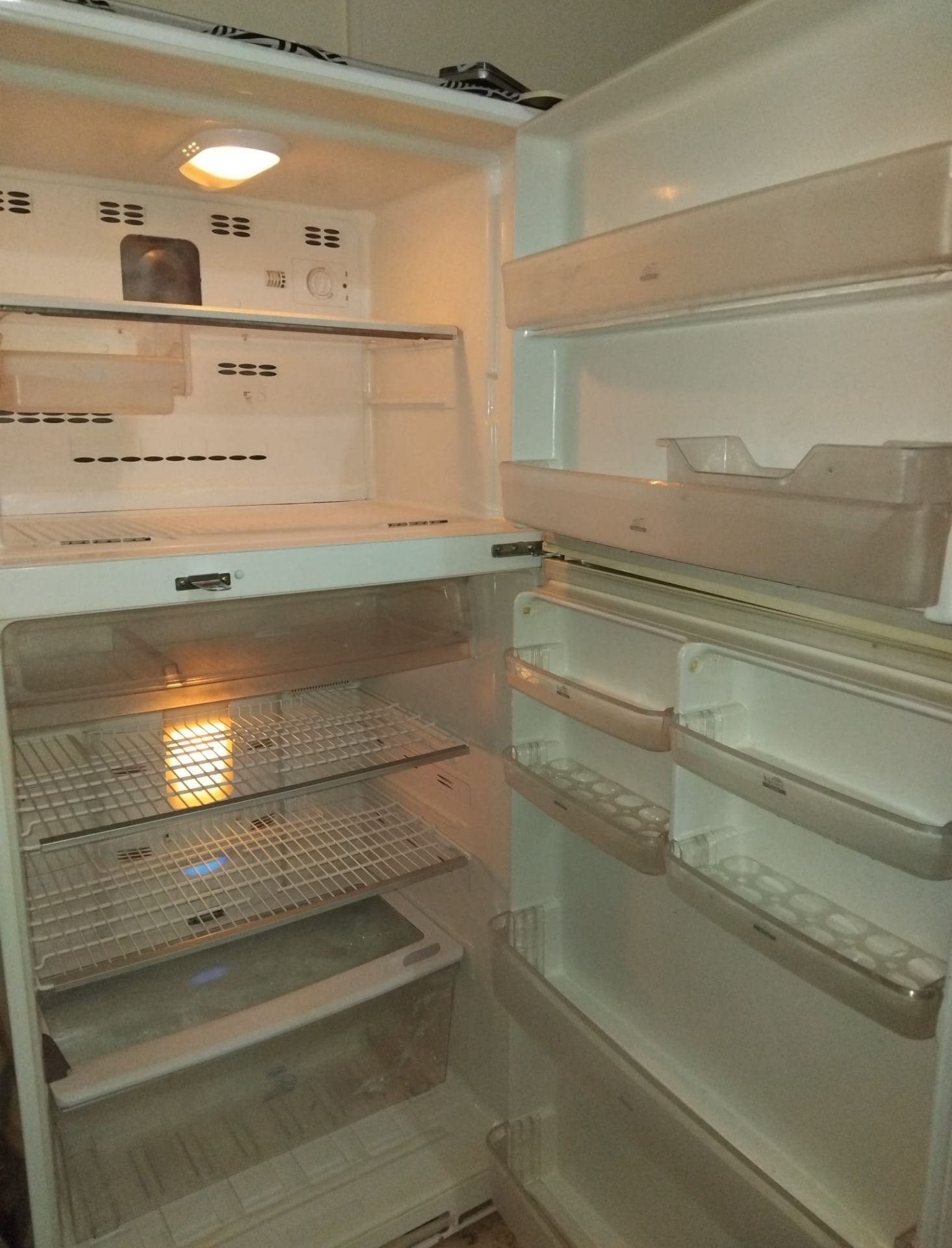 Sany refrigerator  - Image 4